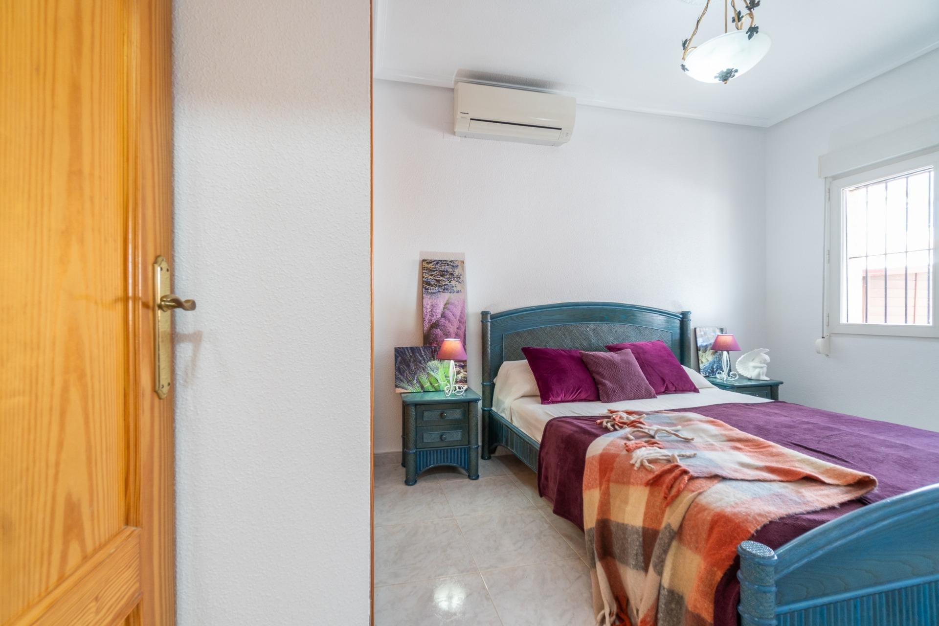 Segunda mano - Villa -
Orihuela Costa - Playa Flamenca