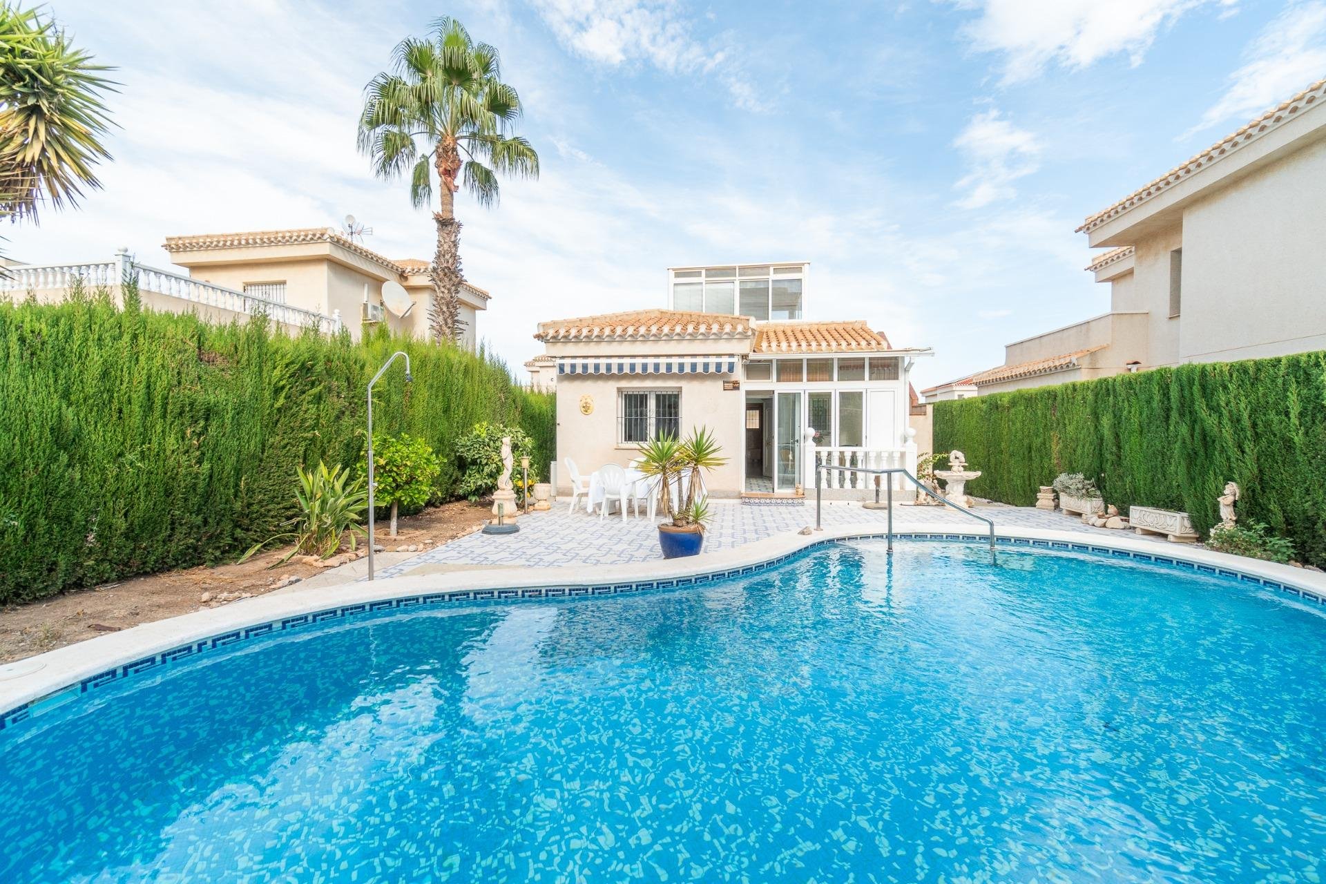 Segunda mano - Villa -
Orihuela Costa - Playa Flamenca
