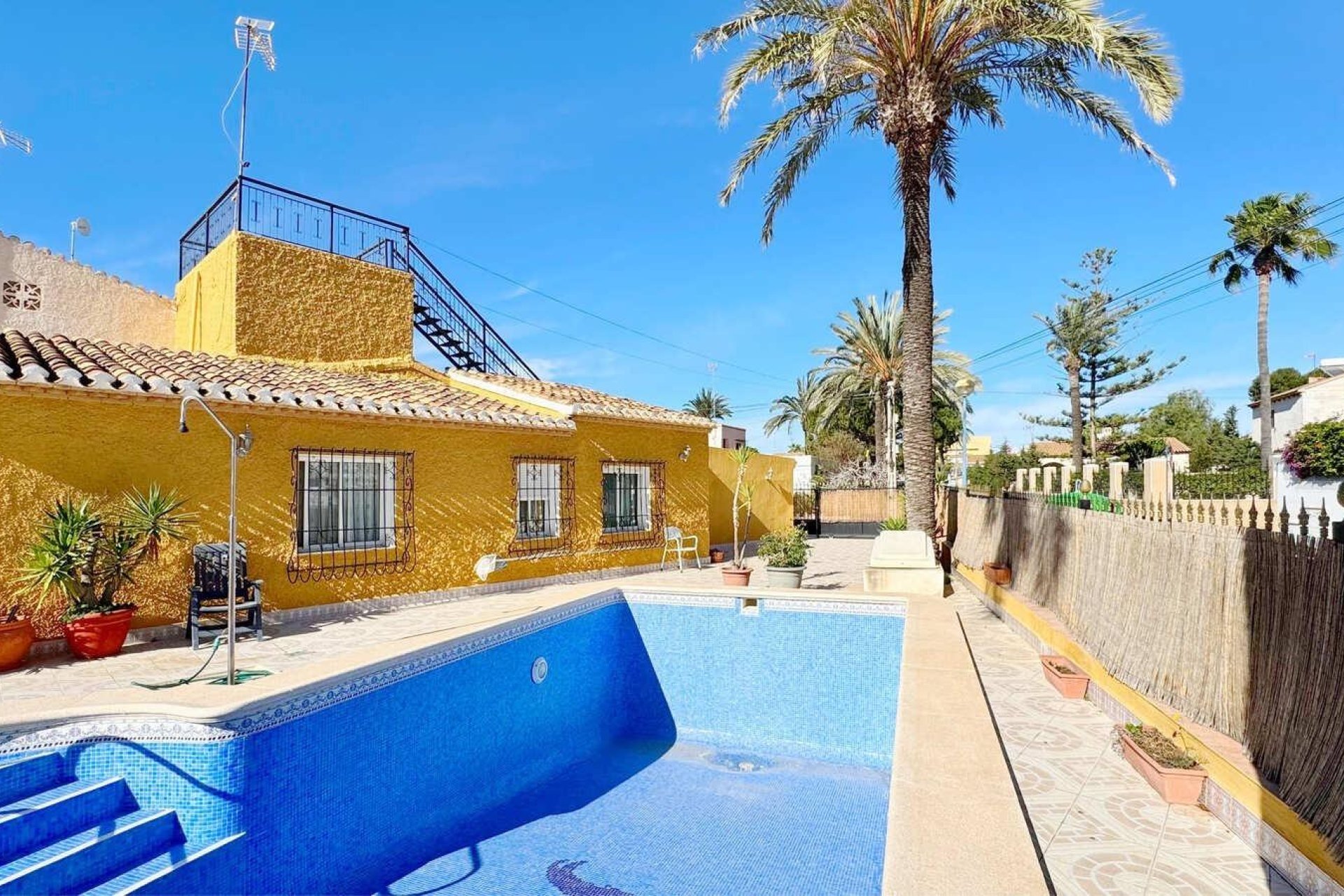 Segunda mano - Villa -
Orihuela Costa - Rocio del Mar