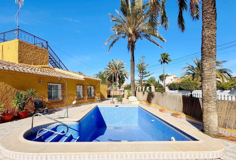 Segunda mano - Villa -
Orihuela Costa - Rocio del Mar