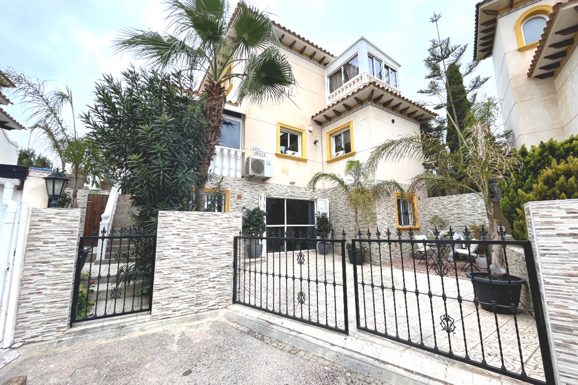 Segunda mano - Villa -
Playa Flamenca