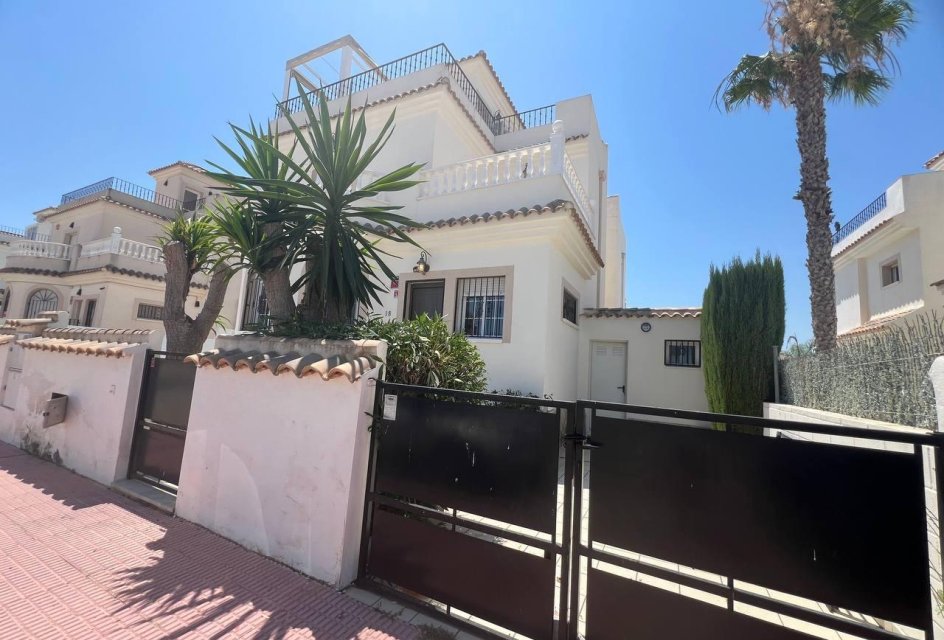 Segunda mano - Villa -
San Fulgencio - P. San Fulgencio