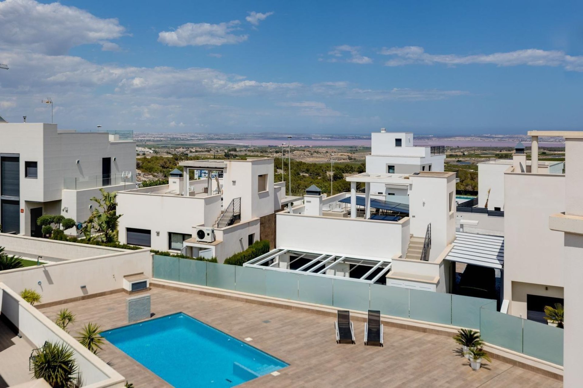 Segunda mano - Villa -
San Miguel de Salinas - Bellavista