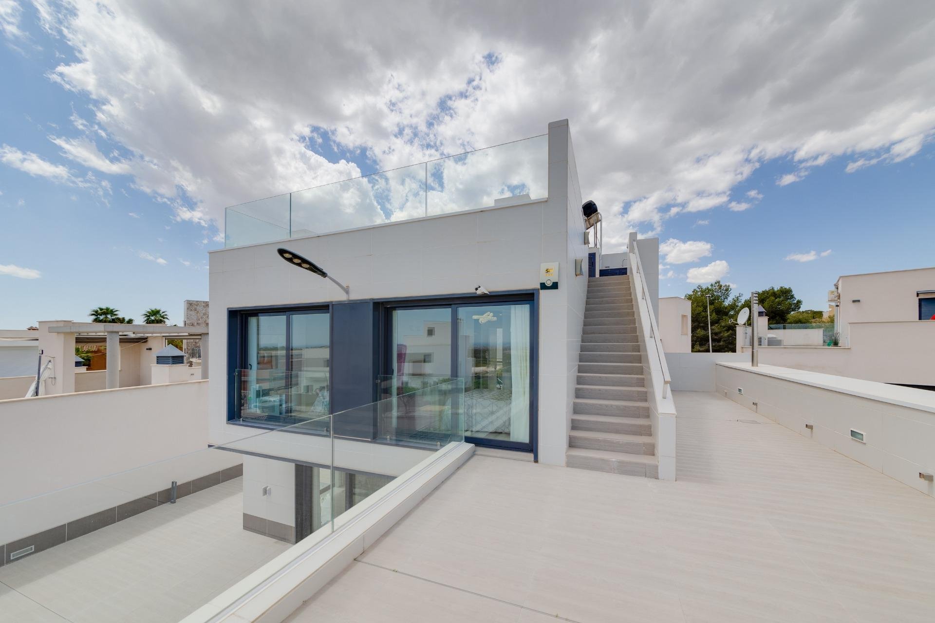 Segunda mano - Villa -
San Miguel de Salinas - Cerro del Sol