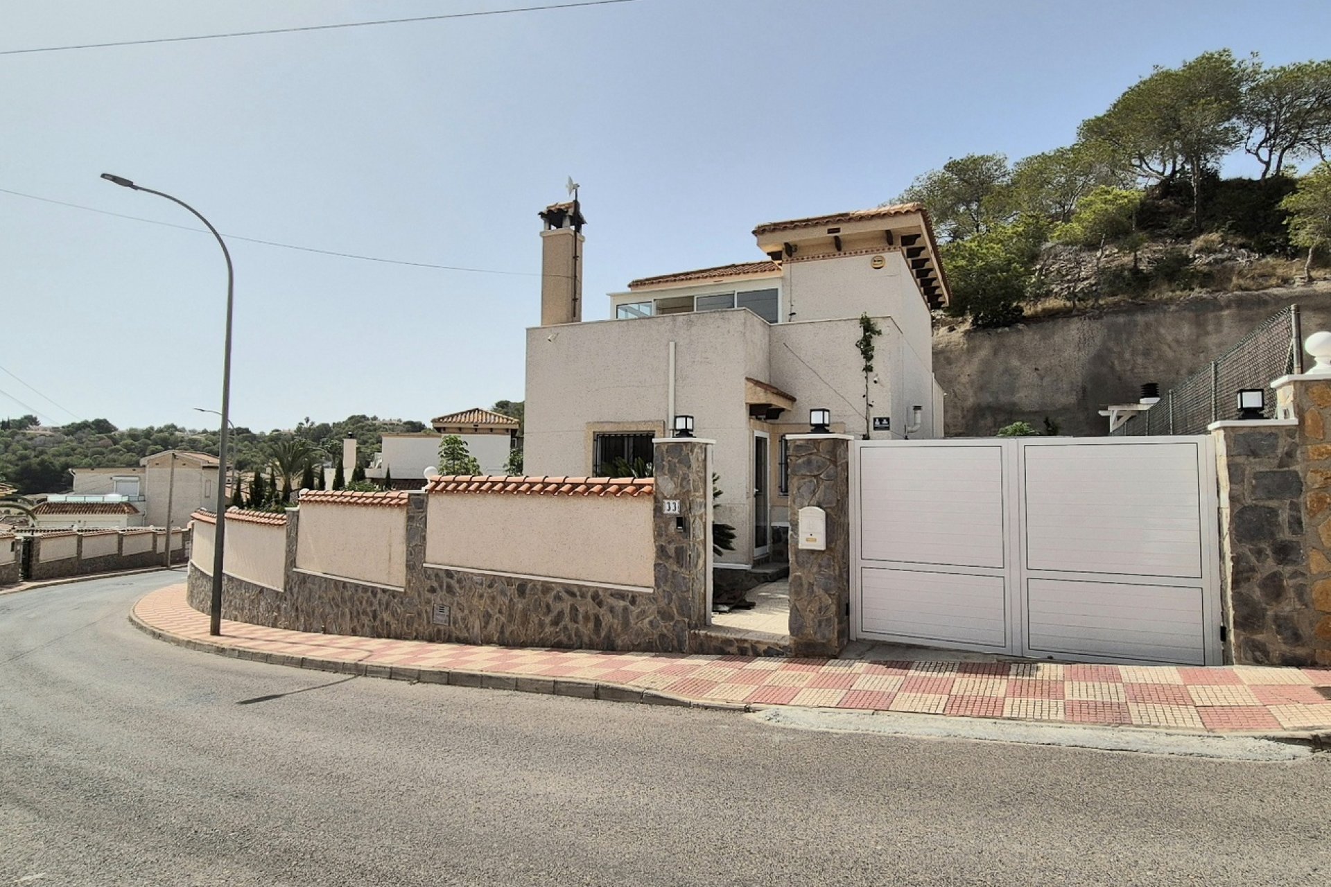 Segunda mano - Villa -
San Miguel de Salinas - Ciudad de las comunicaciones