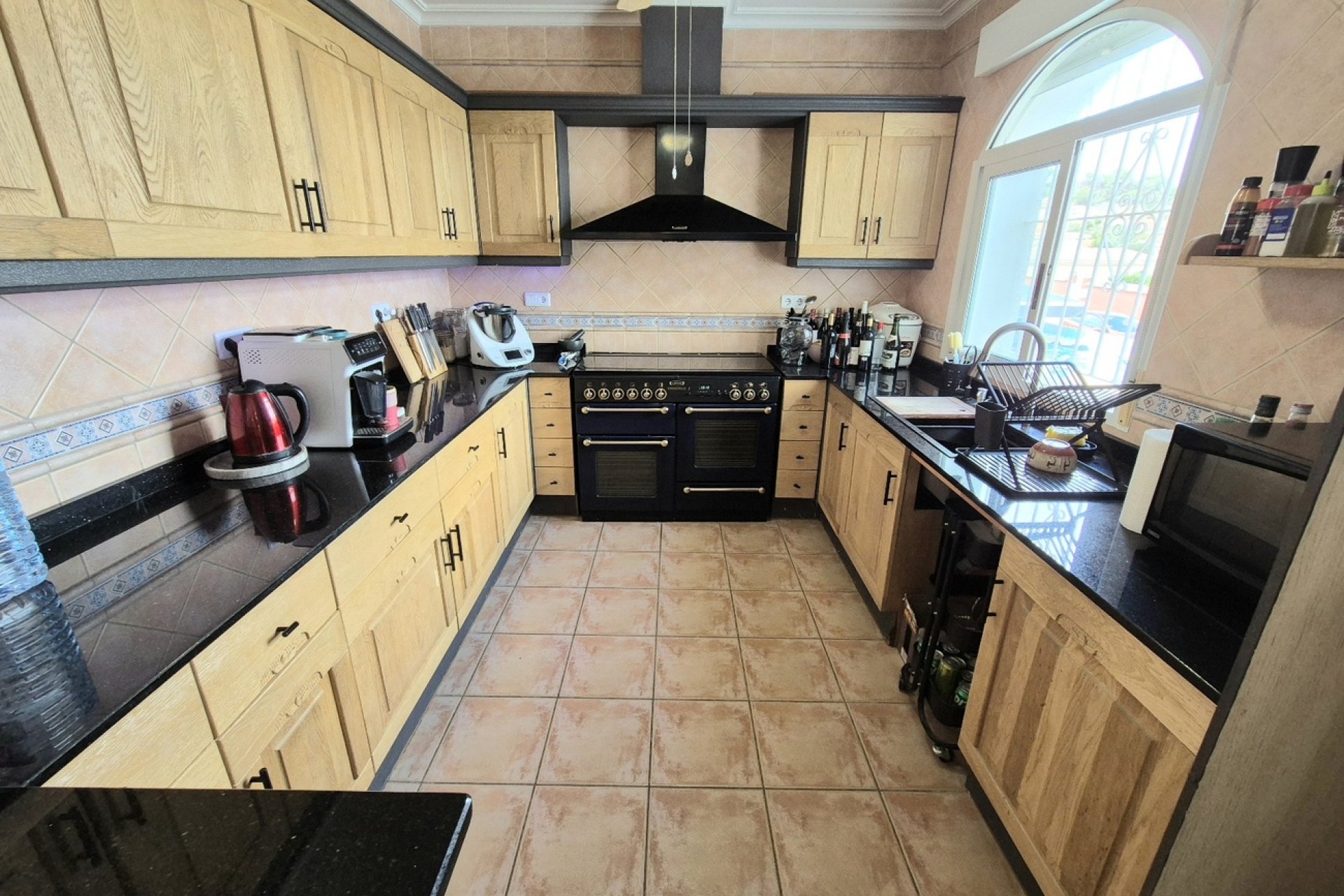 Segunda mano - Villa -
San Miguel de Salinas - Ciudad de las comunicaciones