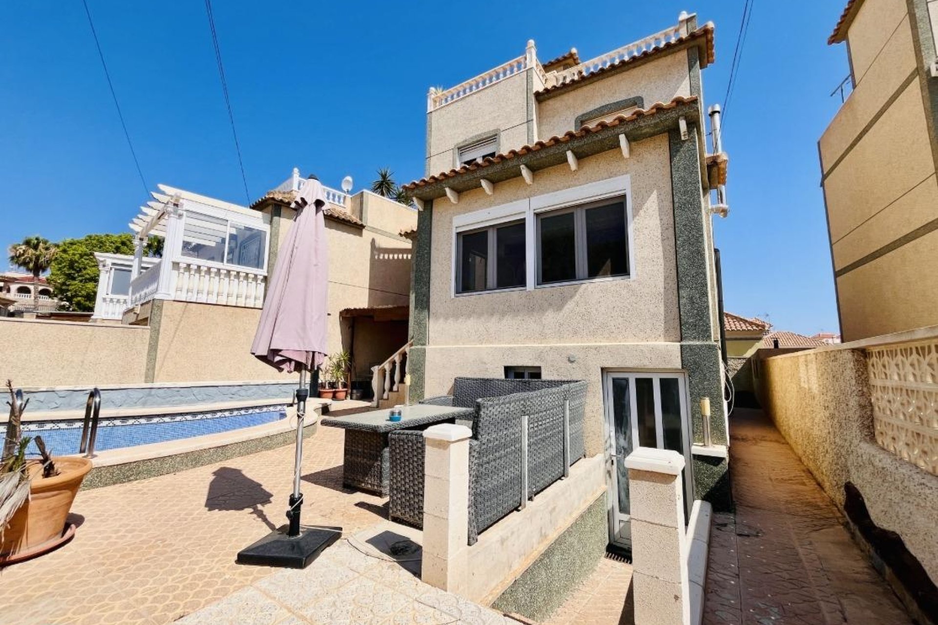 Segunda mano - Villa -
San Miguel de Salinas - El galan