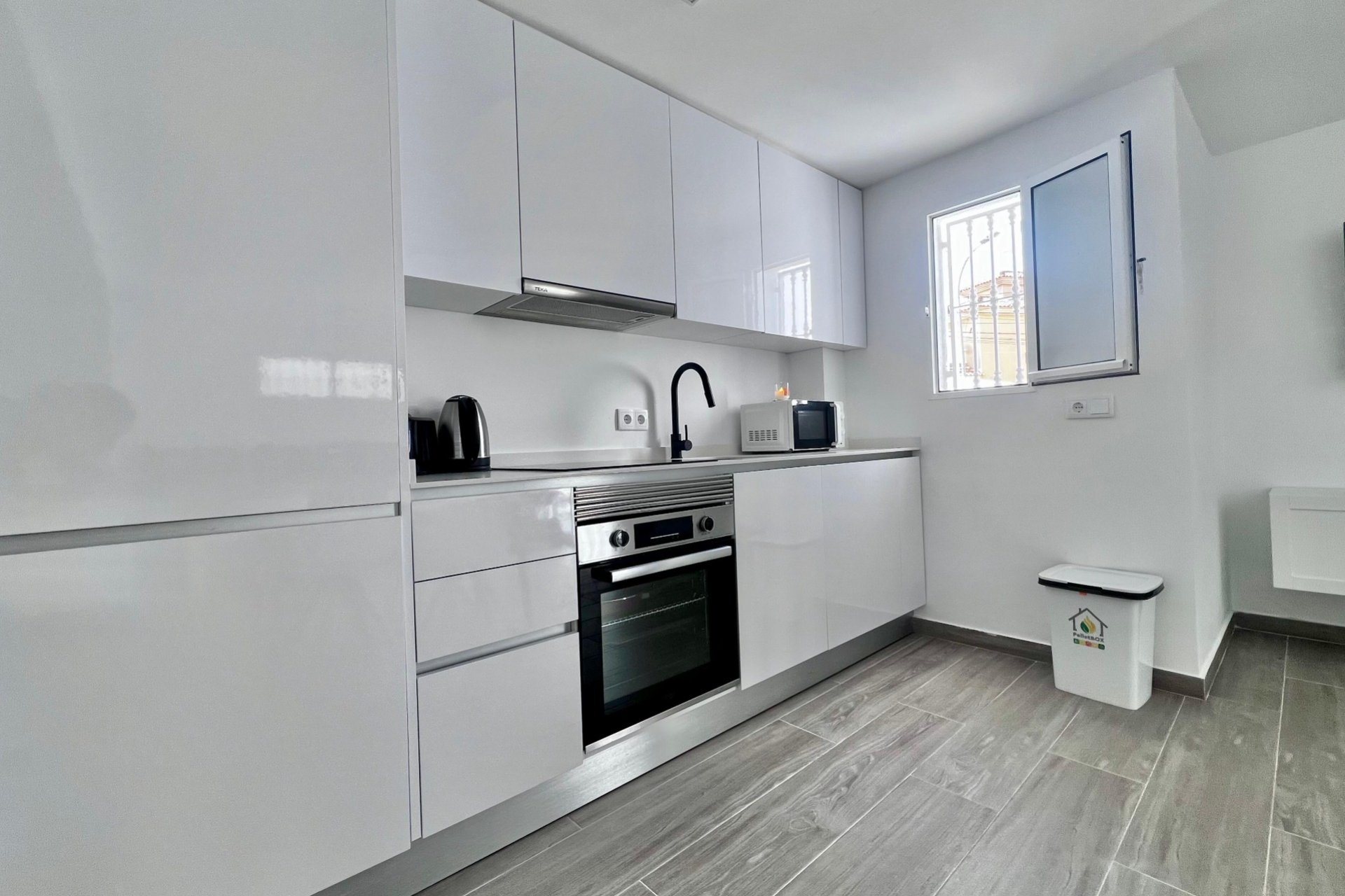 Segunda mano - Villa -
San Miguel de Salinas - Las filipinas