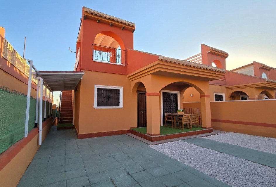 Segunda mano - Villa -
Torrevieja - Aguas Nuevas