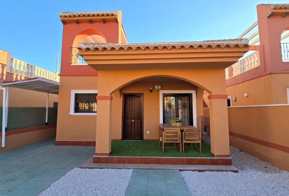 Segunda mano - Villa -
Torrevieja - Aguas Nuevas