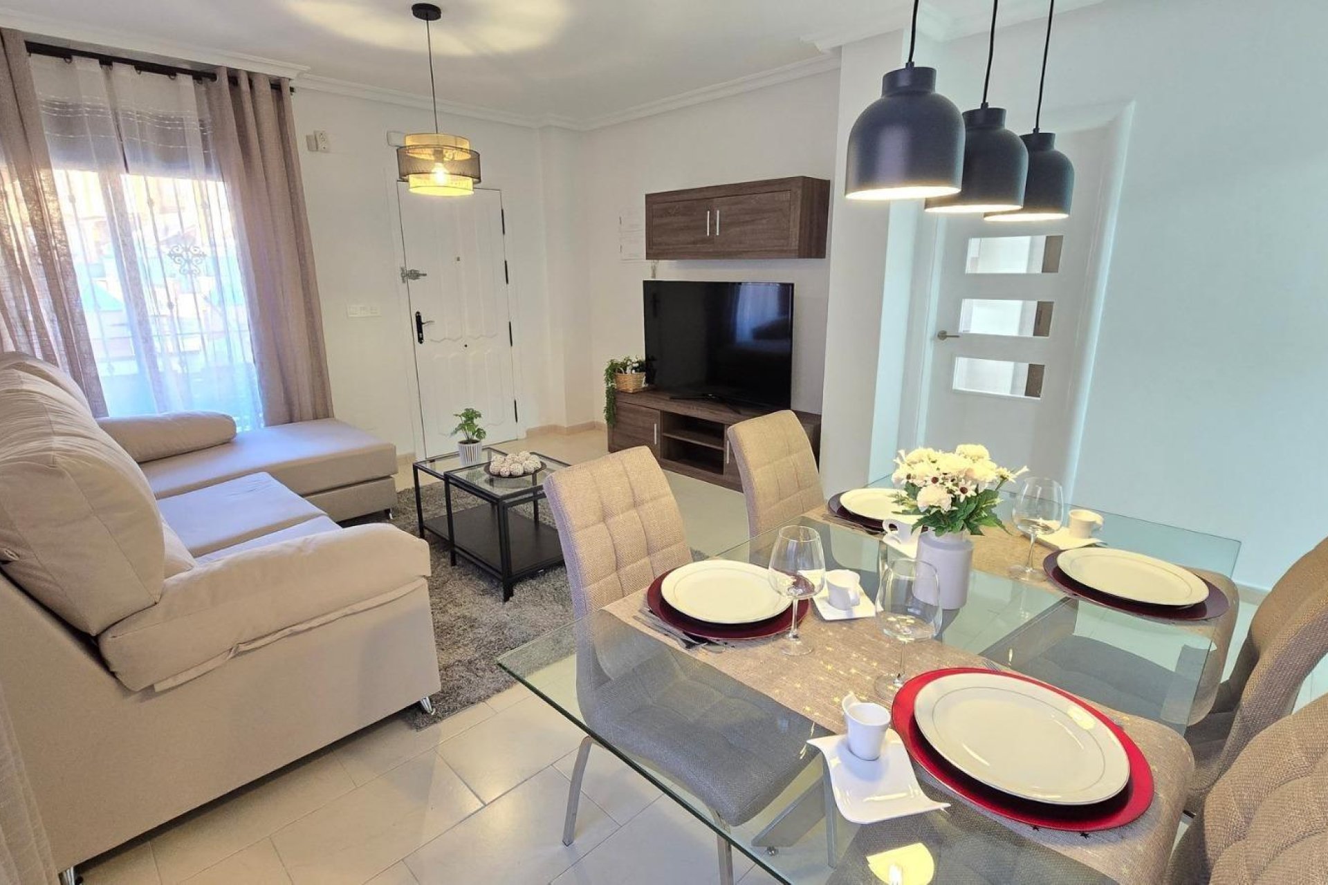 Segunda mano - Villa -
Torrevieja - Aguas Nuevas