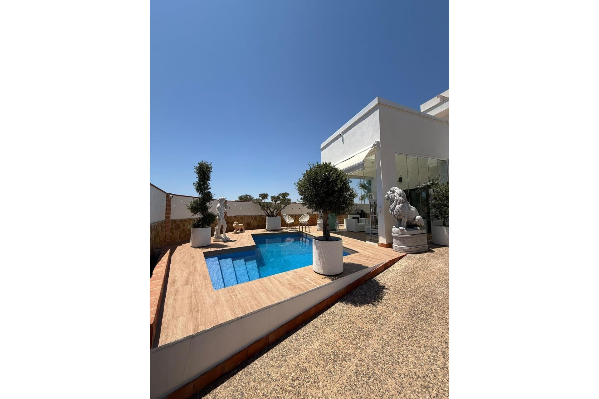 Segunda mano - Villa -
Torrevieja - Aguas Nuevas