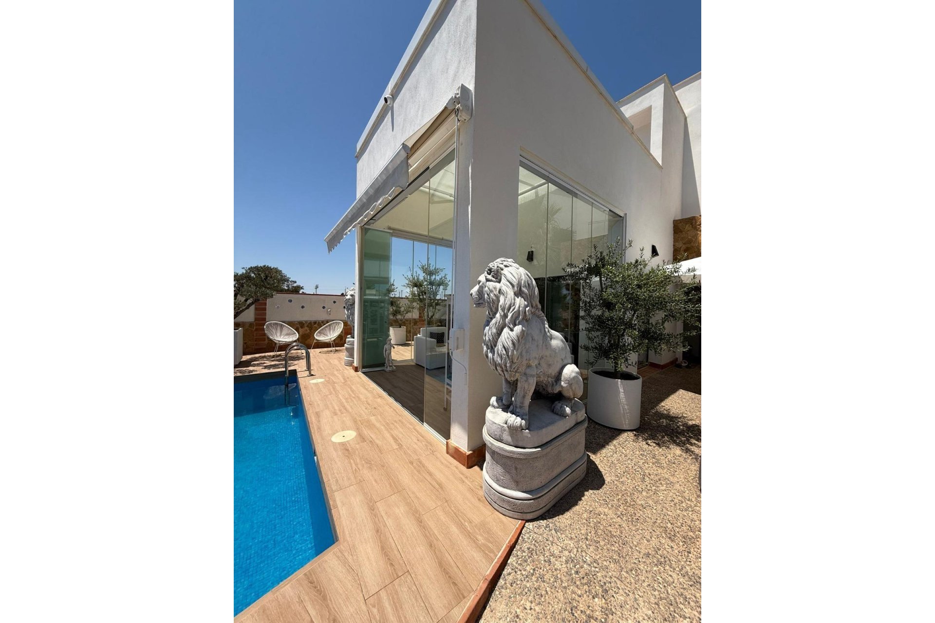 Segunda mano - Villa -
Torrevieja - Aguas Nuevas