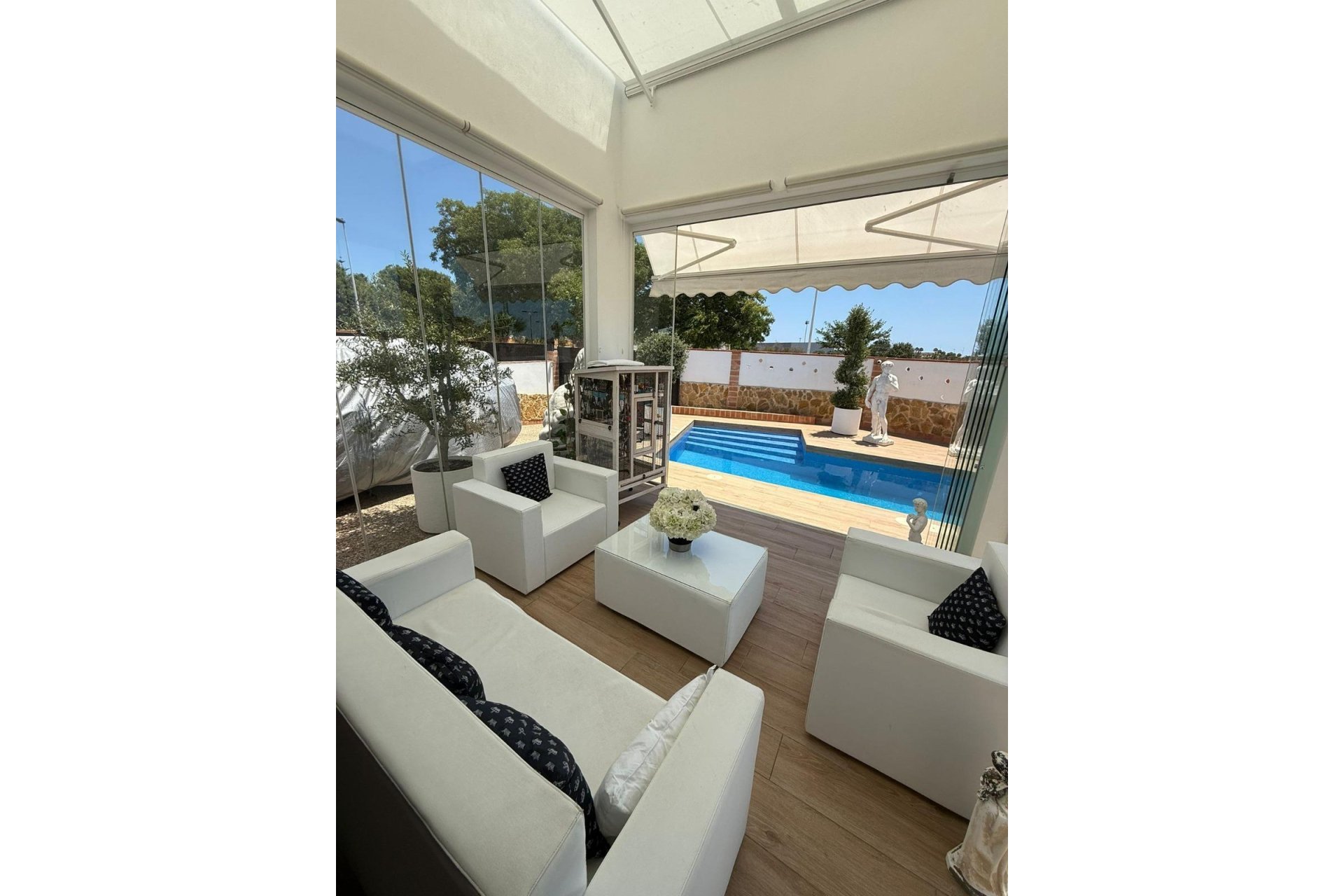 Segunda mano - Villa -
Torrevieja - Aguas Nuevas