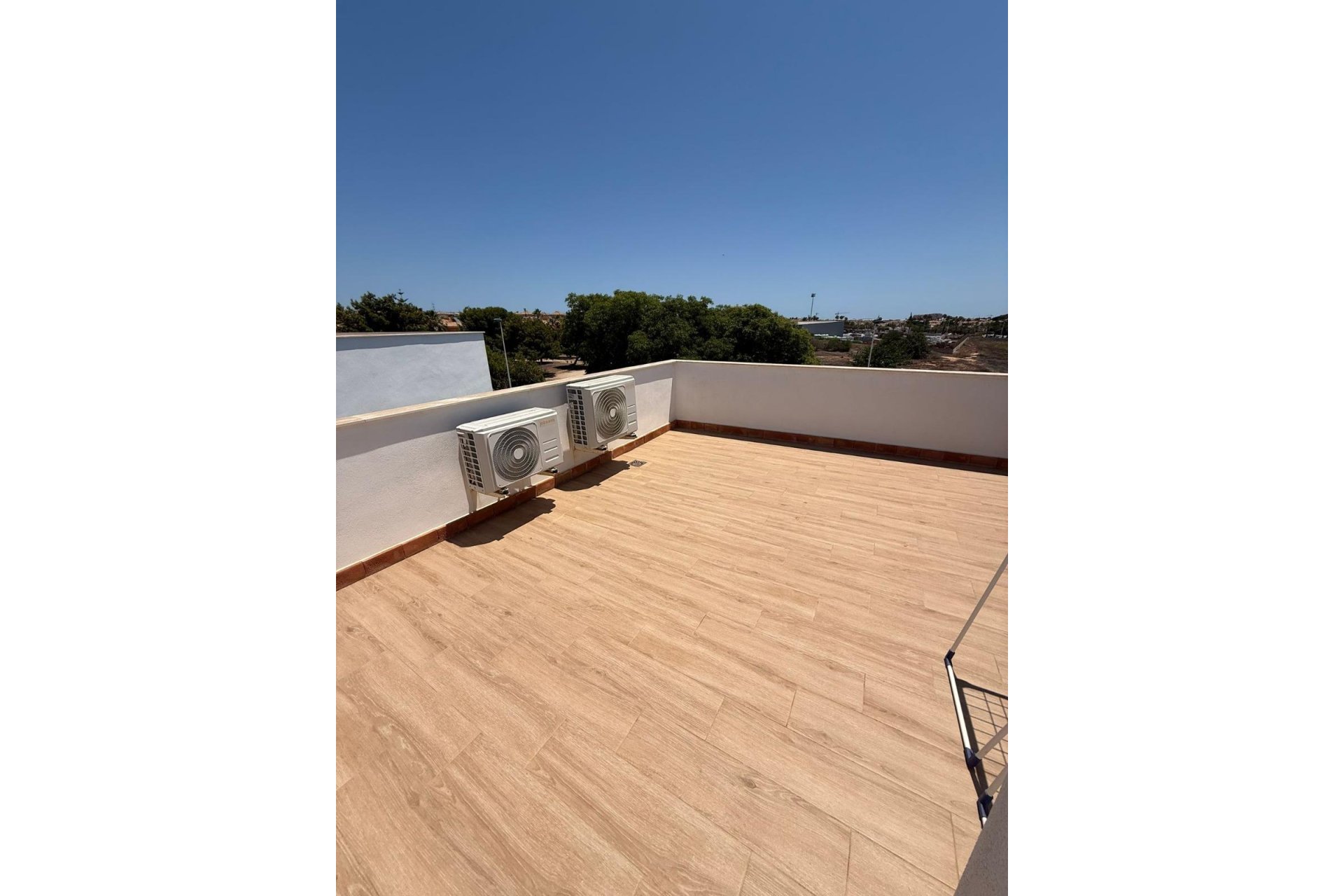 Segunda mano - Villa -
Torrevieja - Aguas Nuevas