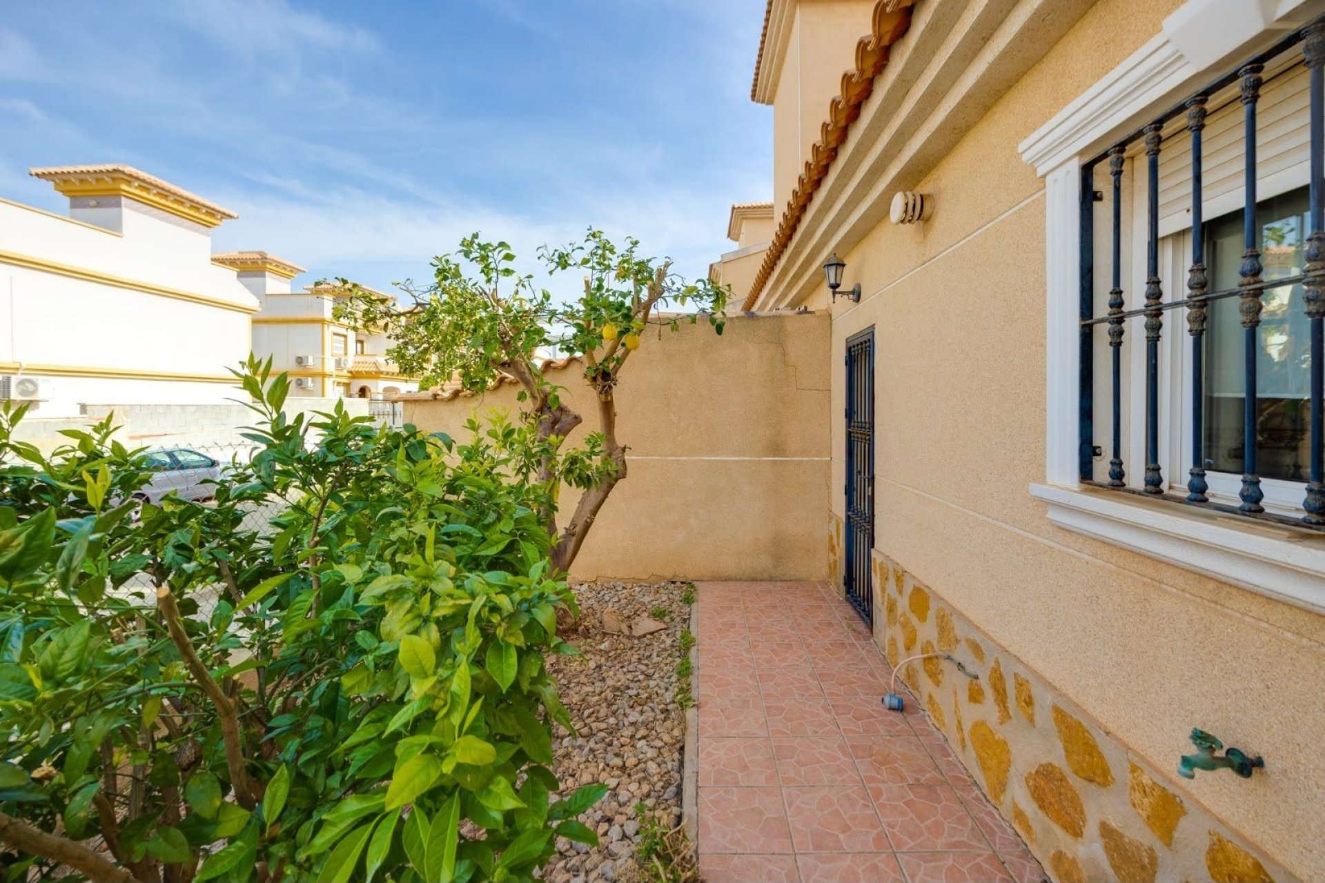 Segunda mano - Villa -
Torrevieja - Aguas Nuevas