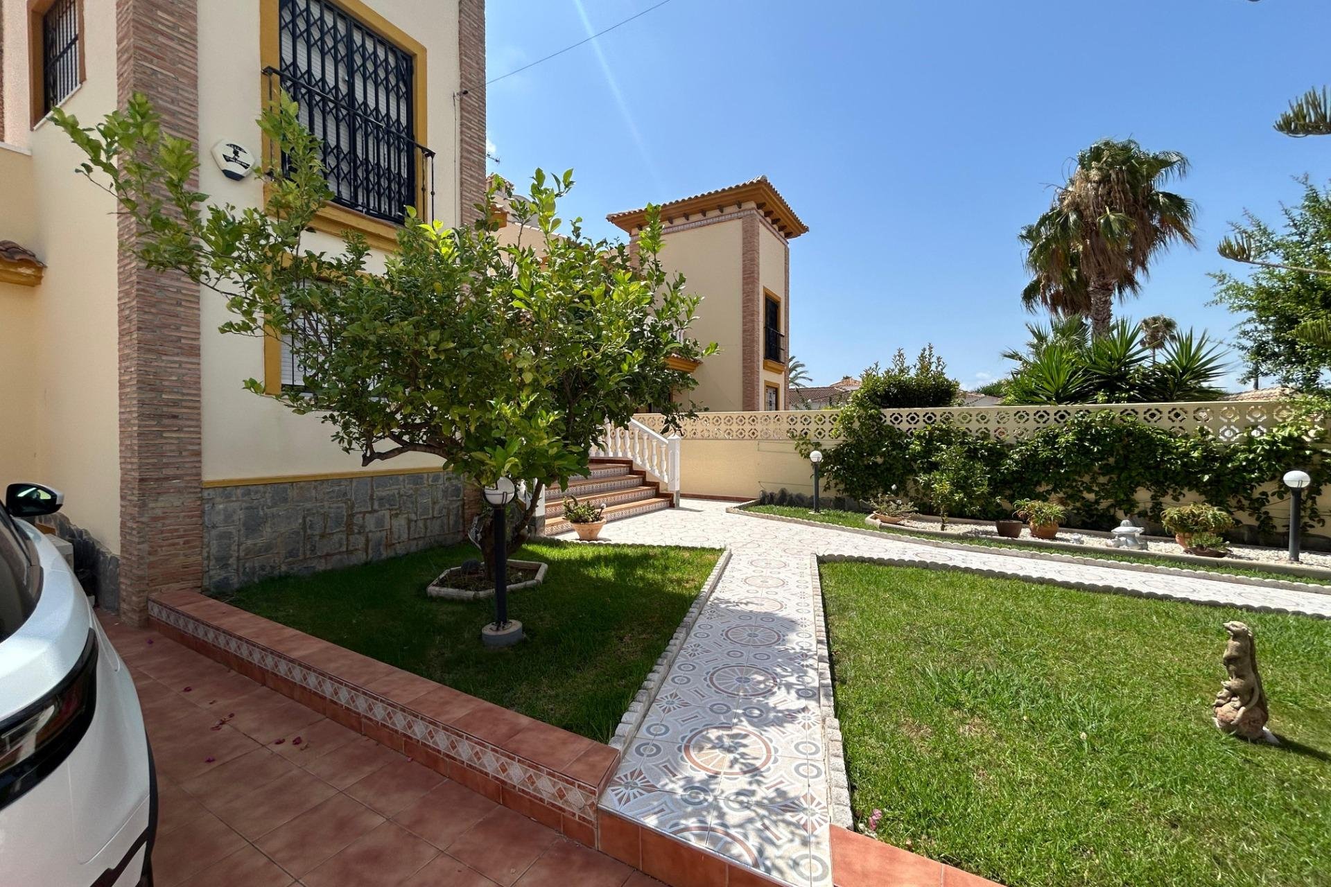 Segunda mano - Villa -
Torrevieja - La Siesta - El Salado - Torreta
