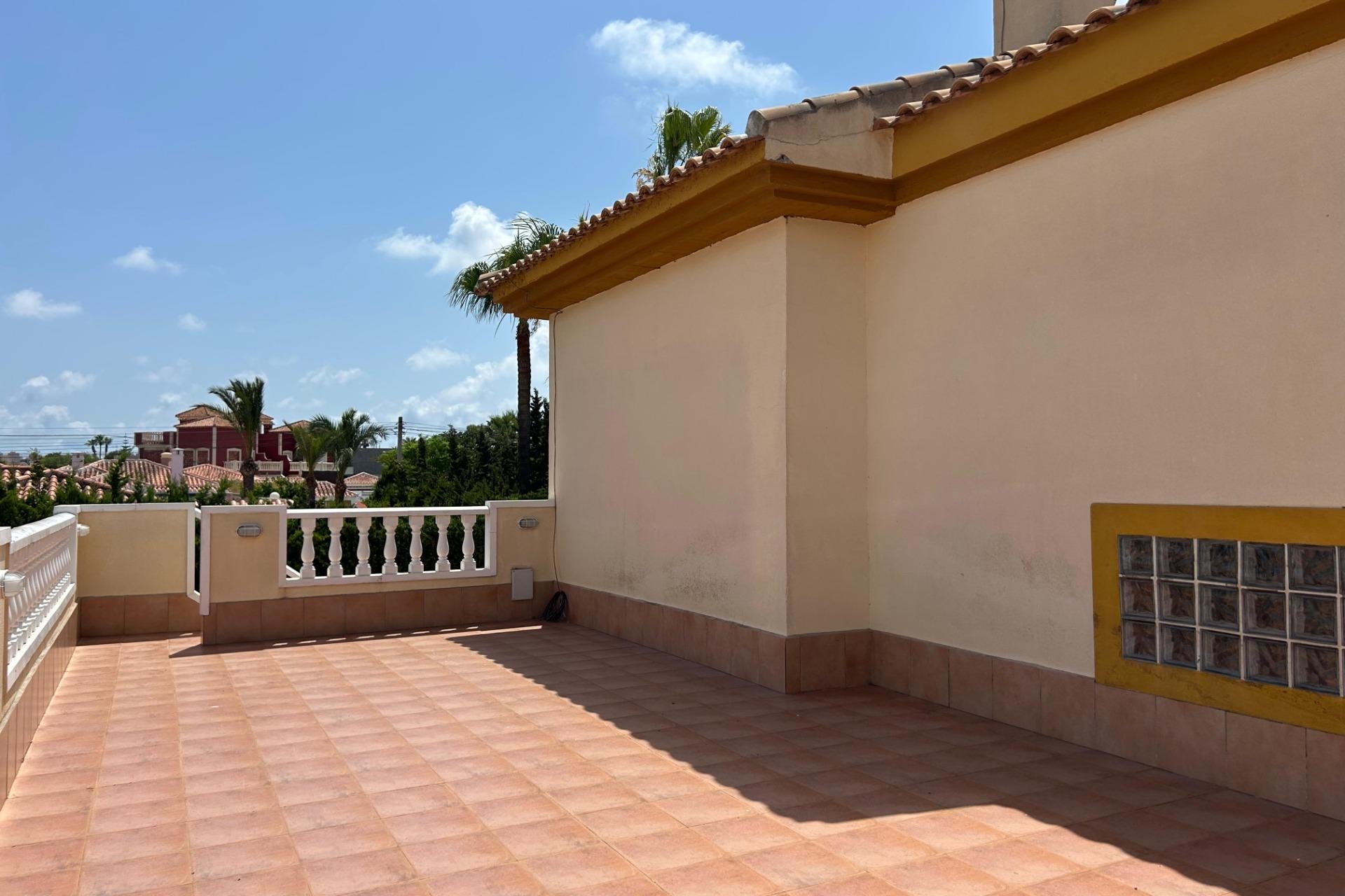 Segunda mano - Villa -
Torrevieja - La Siesta - El Salado - Torreta