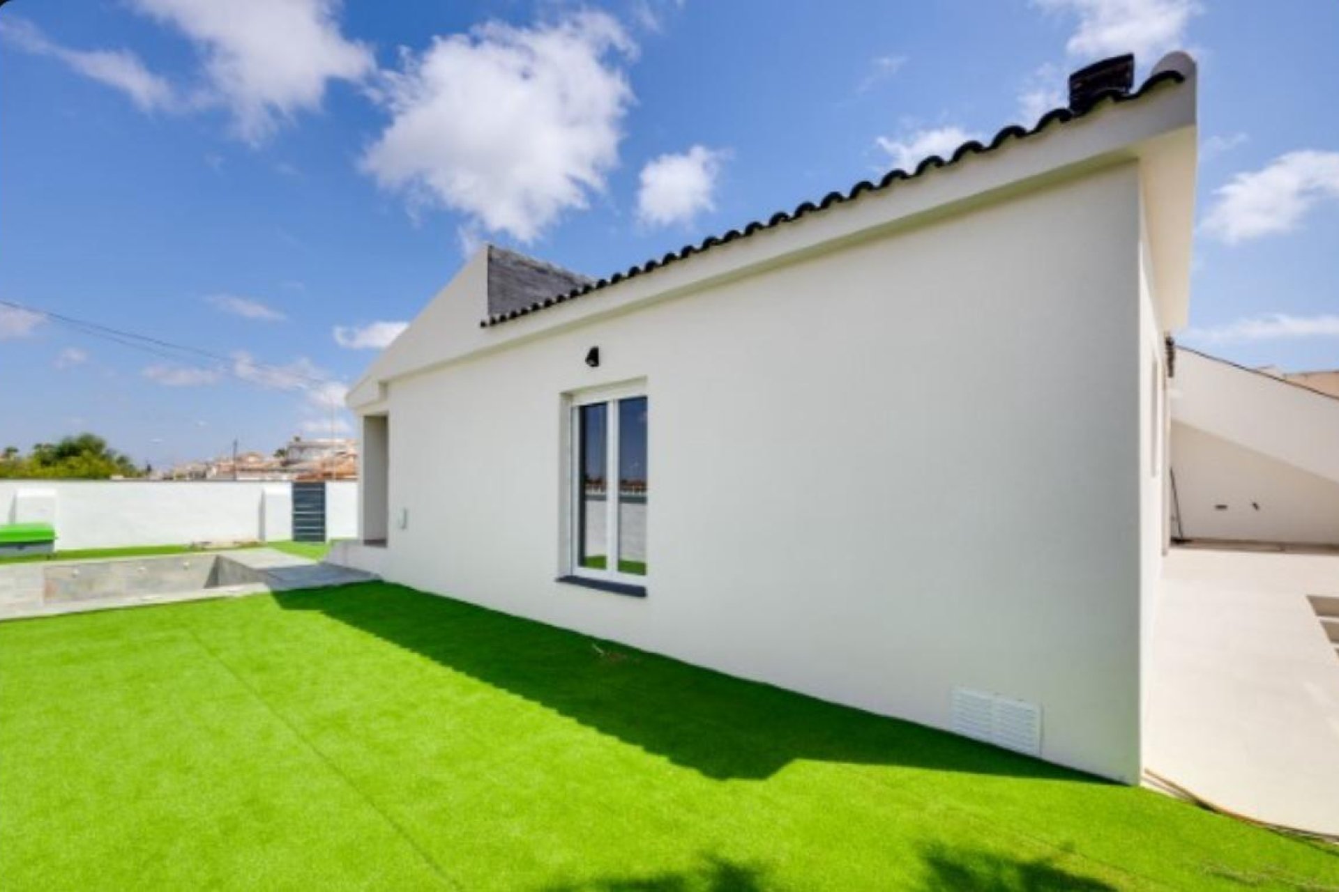 Segunda mano - Villa -
Torrevieja - La Siesta - El Salado - Torreta