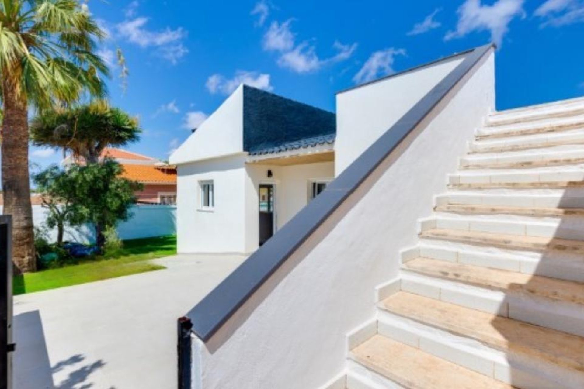 Segunda mano - Villa -
Torrevieja - La Siesta - El Salado - Torreta