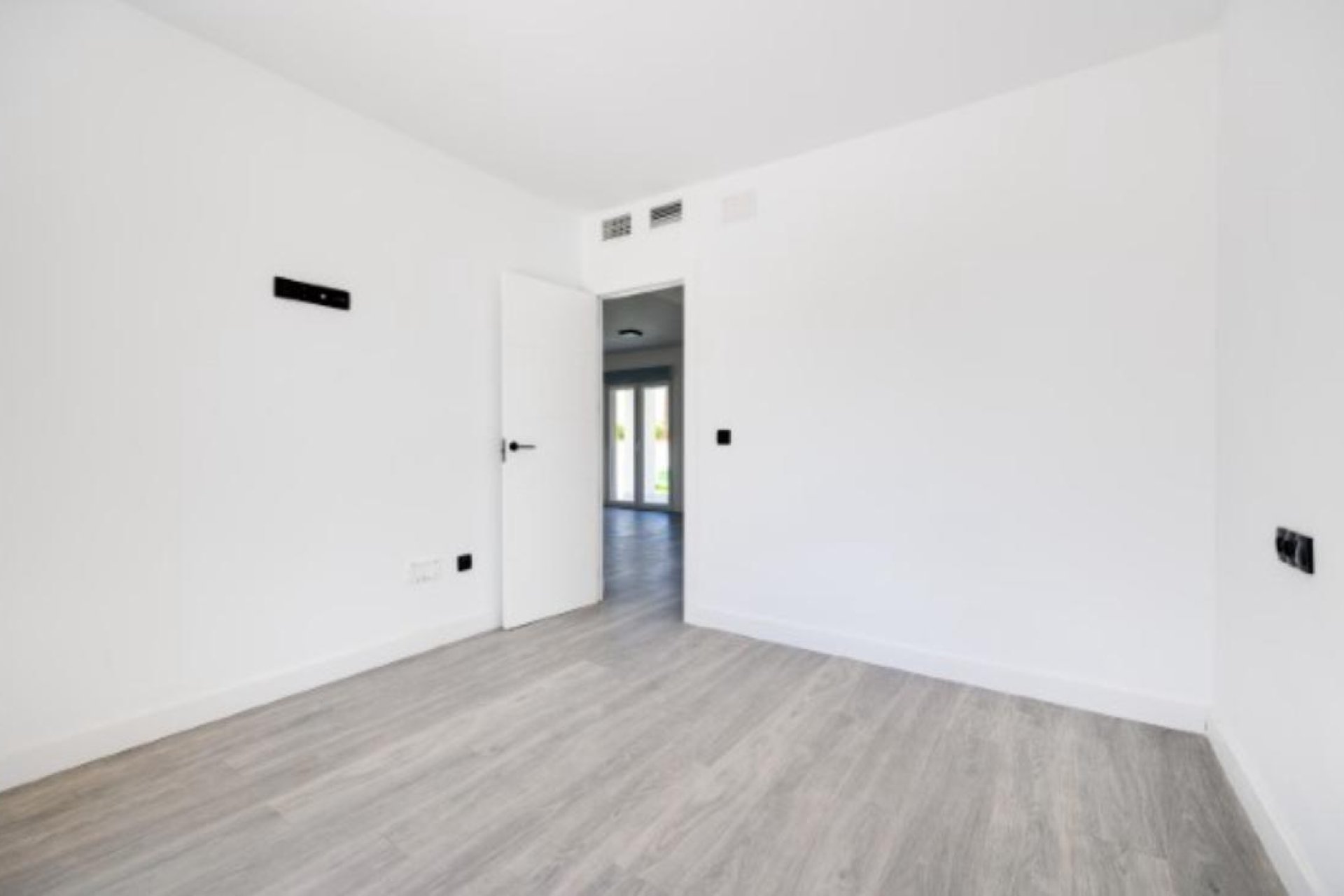 Segunda mano - Villa -
Torrevieja - La Siesta - El Salado - Torreta