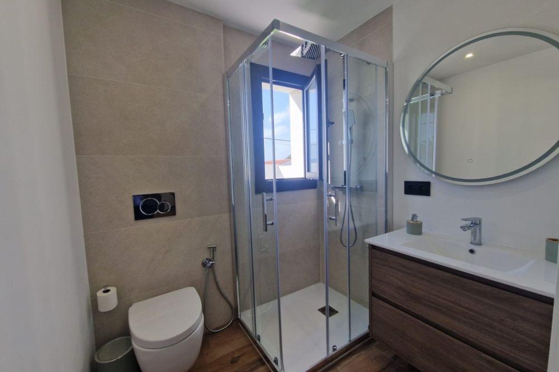 Segunda mano - Villa -
Torrevieja - Los Balcones - Los Altos del Edén