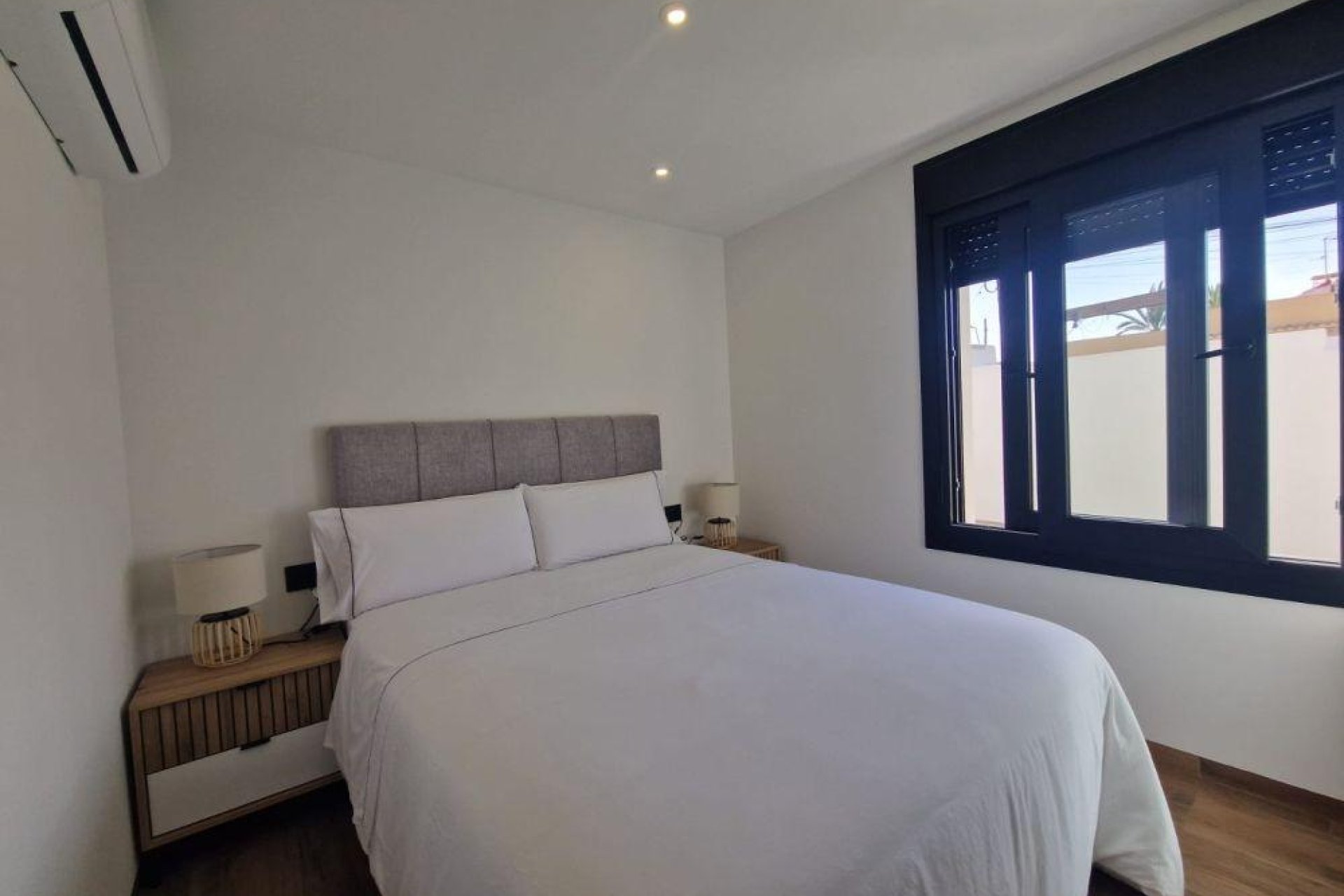 Segunda mano - Villa -
Torrevieja - Los Balcones - Los Altos del Edén