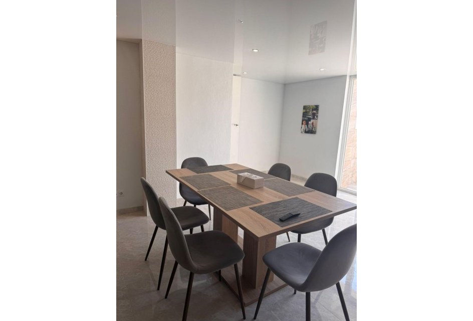 Segunda mano - Villa -
Torrevieja - Los Balcones - Los Altos del Edén