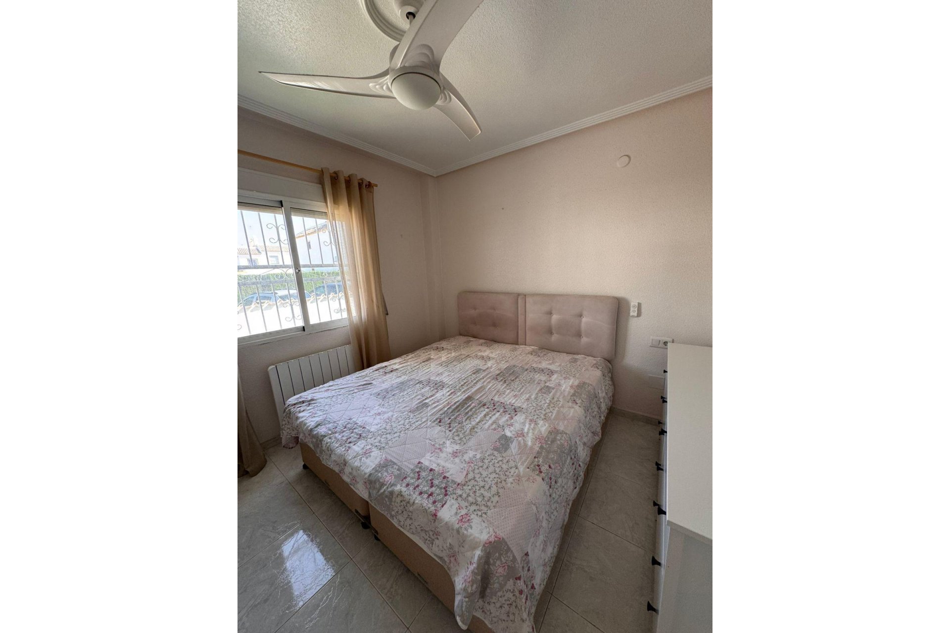 Segunda mano - Villa -
Torrevieja - Los Balcones - Los Altos del Edén