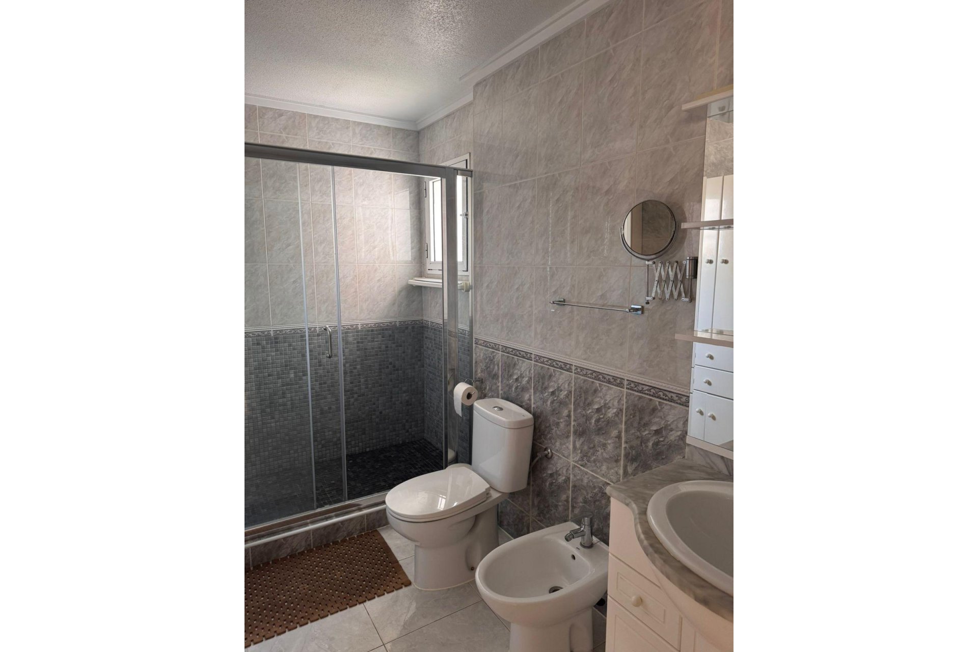 Segunda mano - Villa -
Torrevieja - Los Balcones - Los Altos del Edén