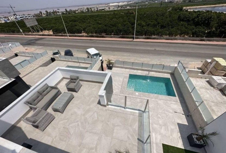 Segunda mano - Villa -
Torrevieja - Los Balcones - Los Altos del Edén