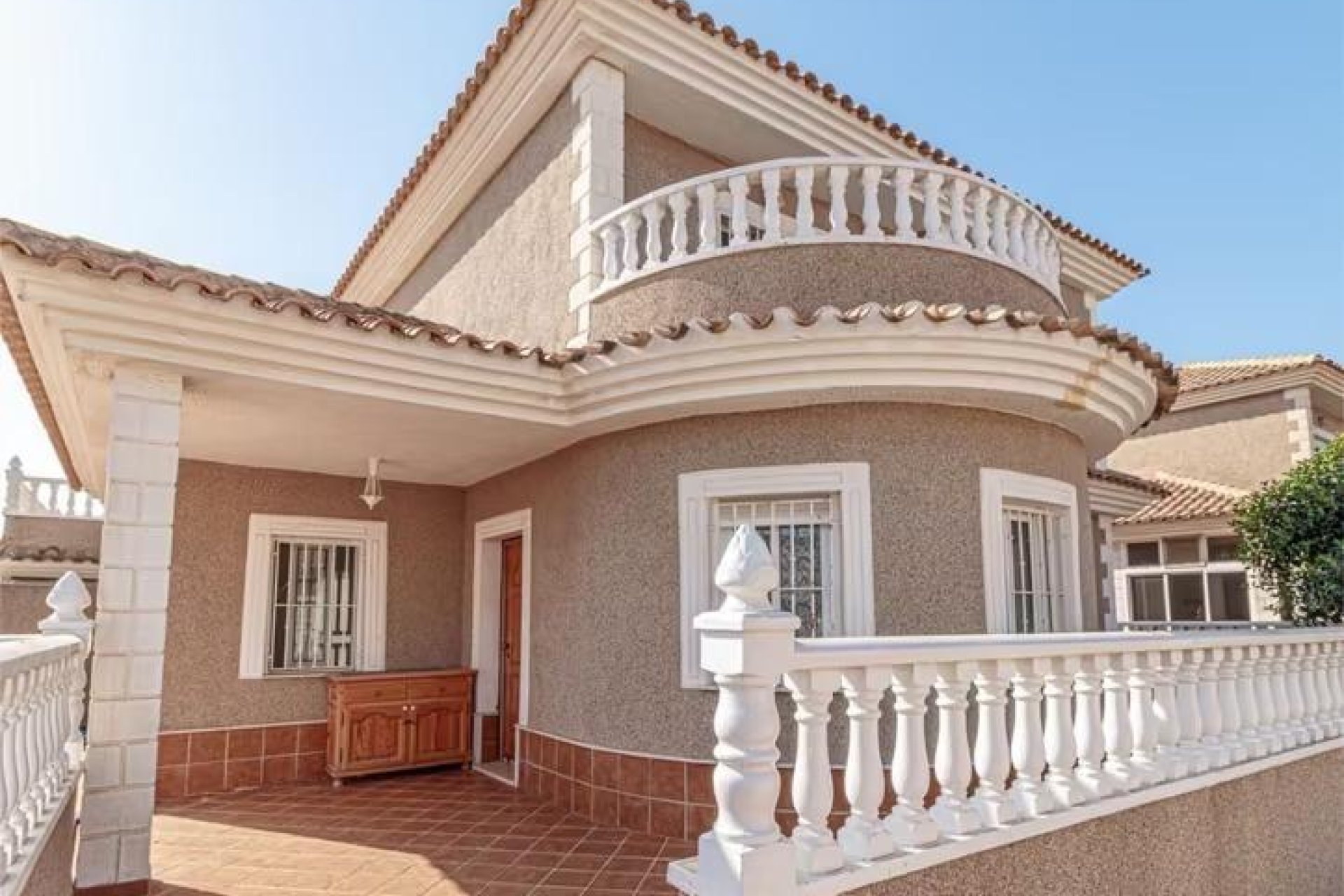 Segunda mano - Villa -
Torrevieja - Los Balcones - Los Altos del Edén
