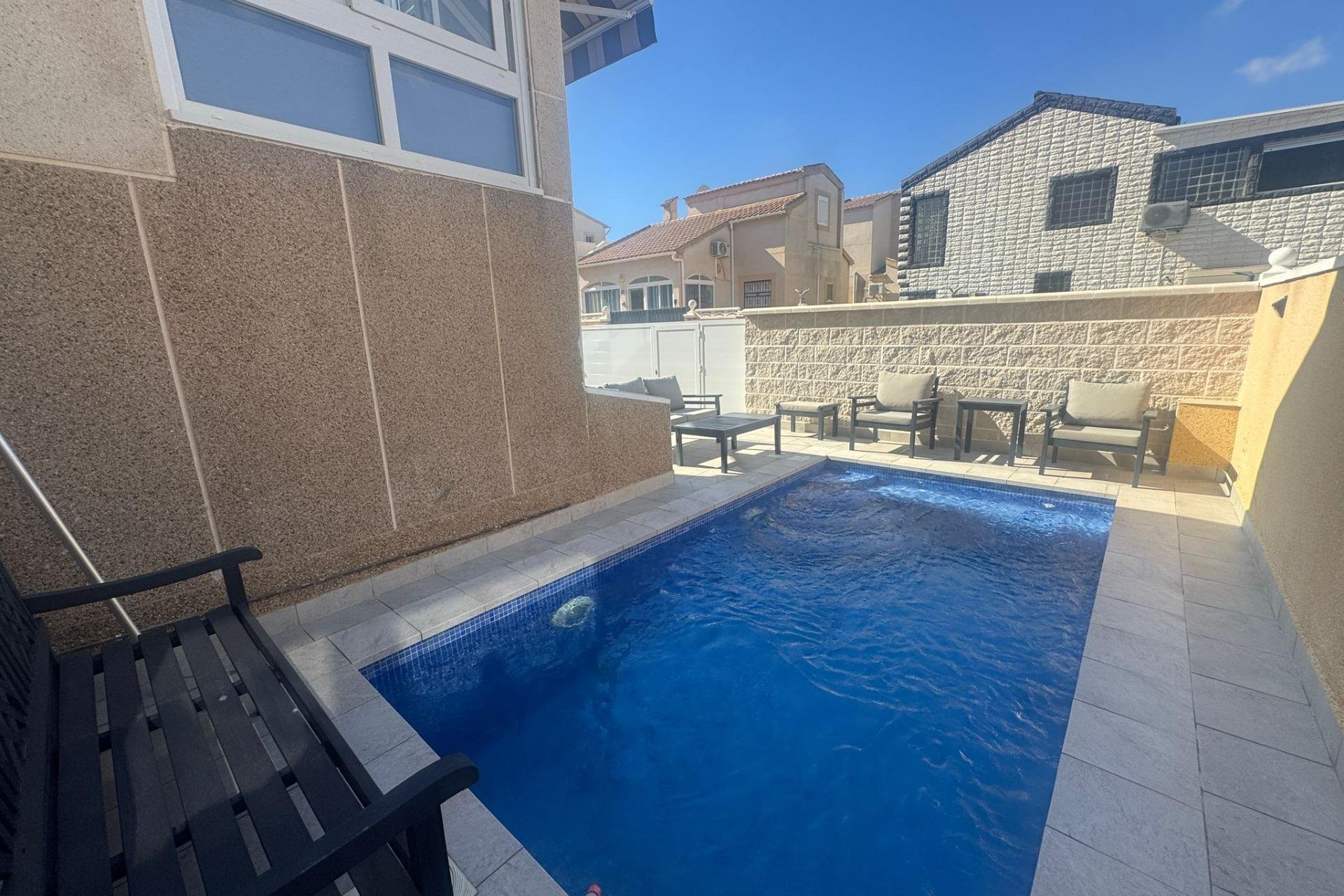 Segunda mano - Villa -
Torrevieja - Los Balcones - Los Altos del Edén