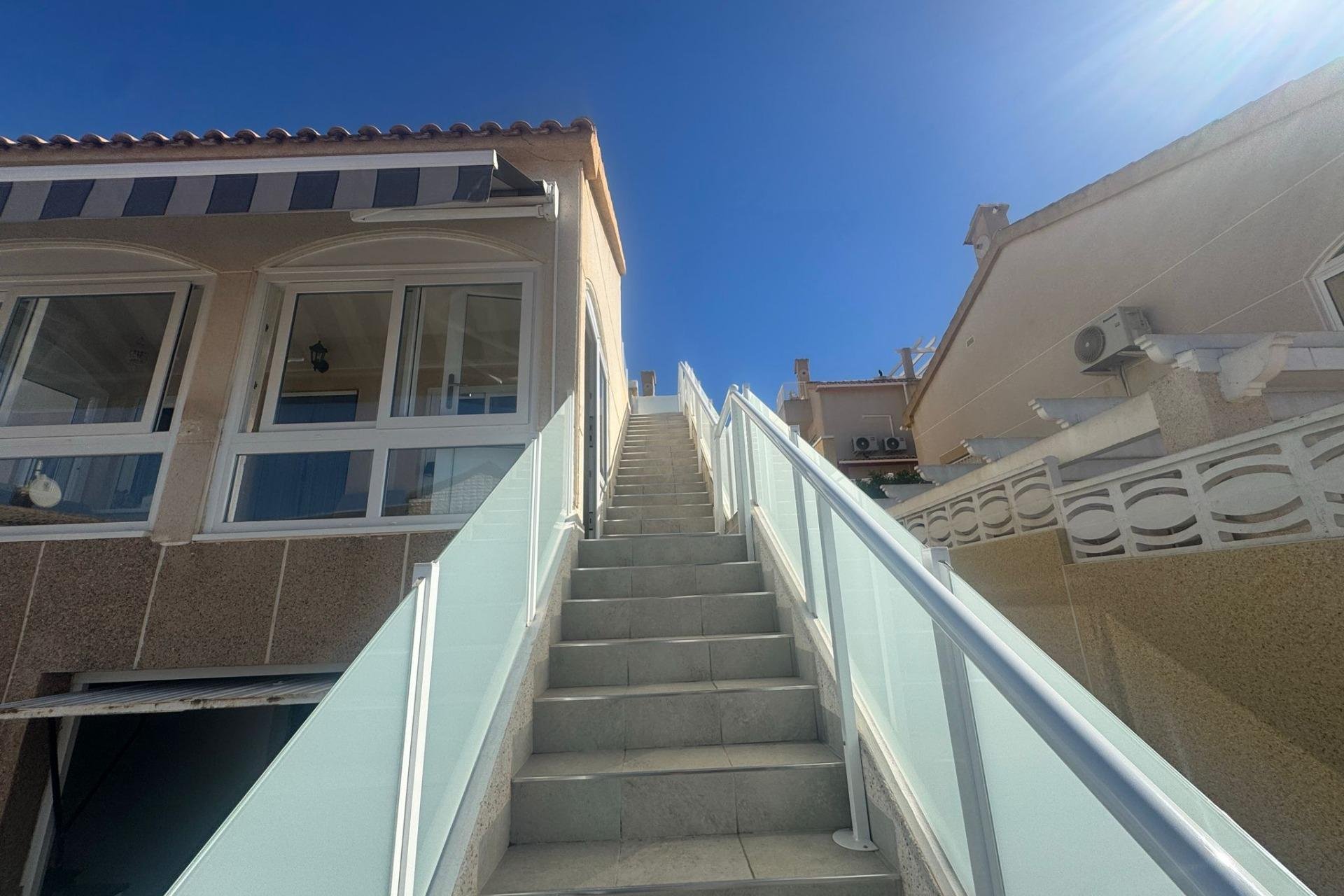 Segunda mano - Villa -
Torrevieja - Los Balcones - Los Altos del Edén