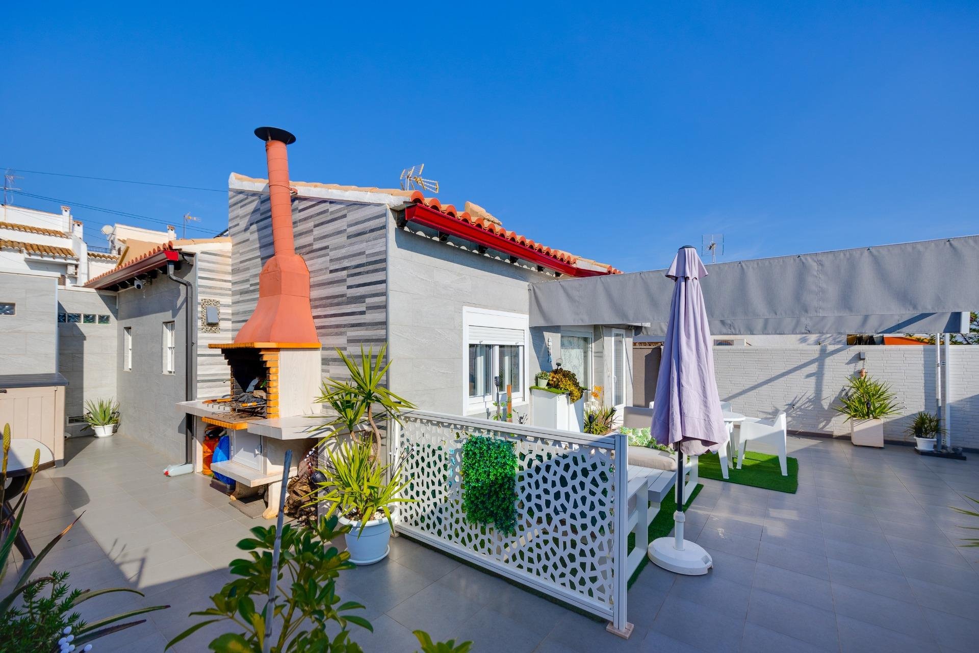 Segunda mano - Villa -
Torrevieja - Los Balcones - Los Altos del Edén