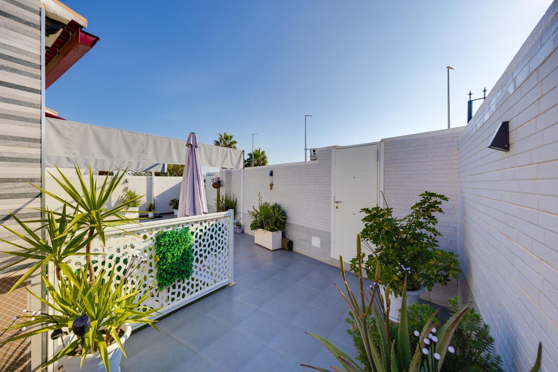 Segunda mano - Villa -
Torrevieja - Los Balcones - Los Altos del Edén