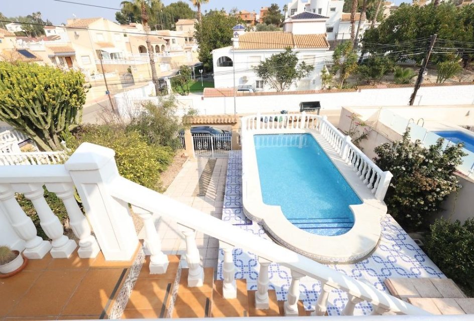 Segunda mano - Villa -
Torrevieja - Los Balcones - Los Altos del Edén