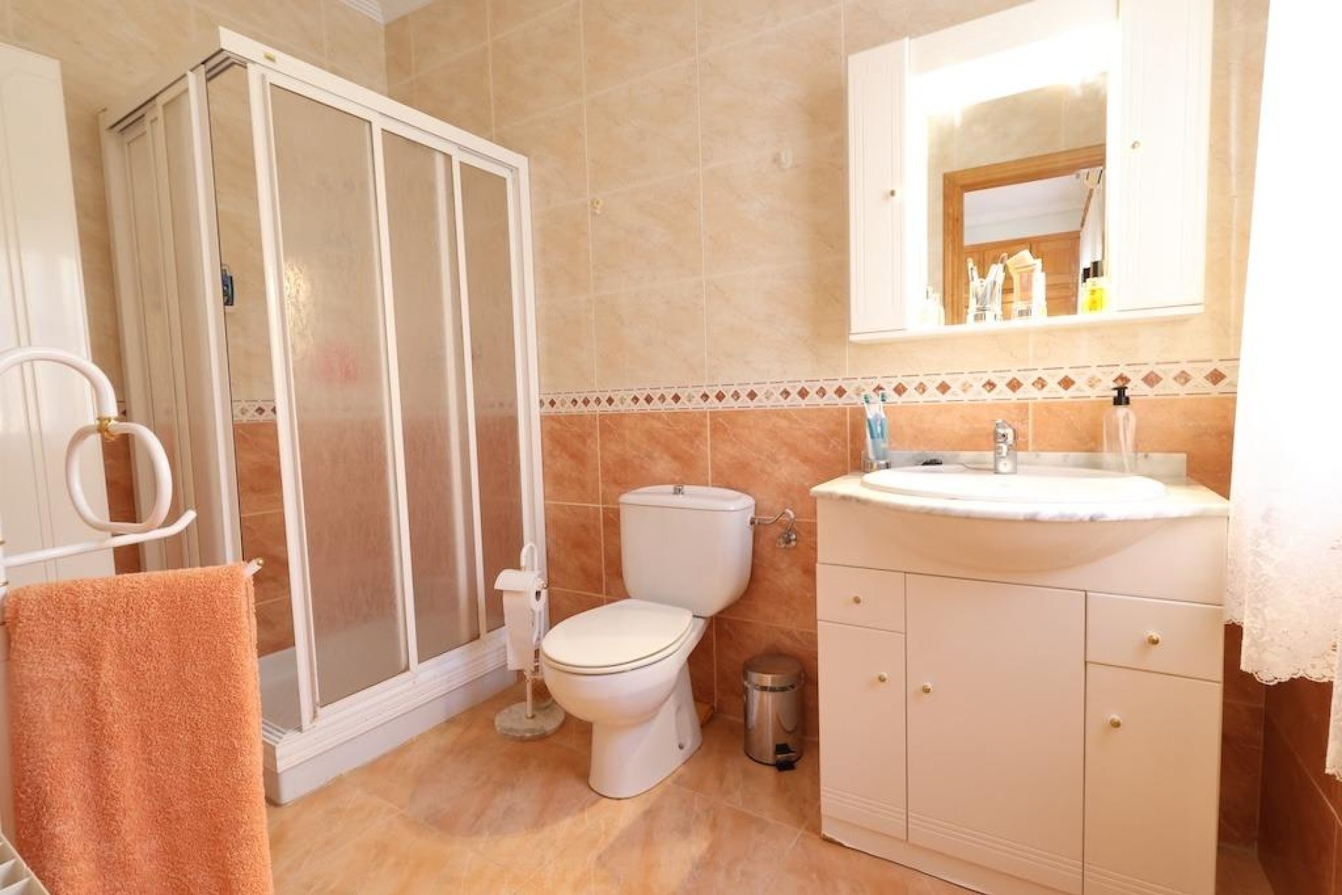 Segunda mano - Villa -
Torrevieja - Los Balcones - Los Altos del Edén