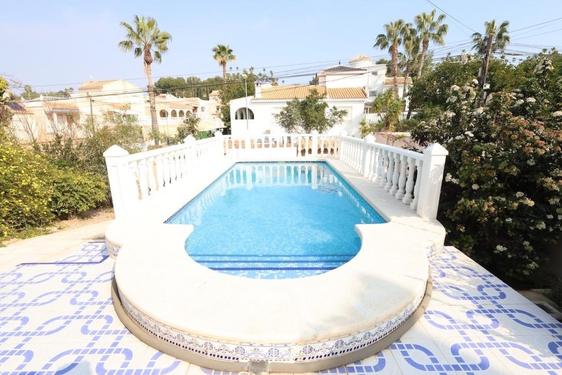 Segunda mano - Villa -
Torrevieja - Los Balcones - Los Altos del Edén