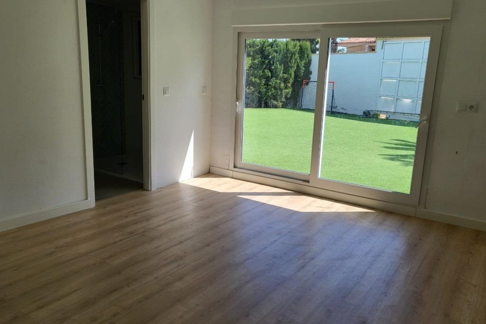 Segunda mano - Villa -
Torrevieja - Los balcones