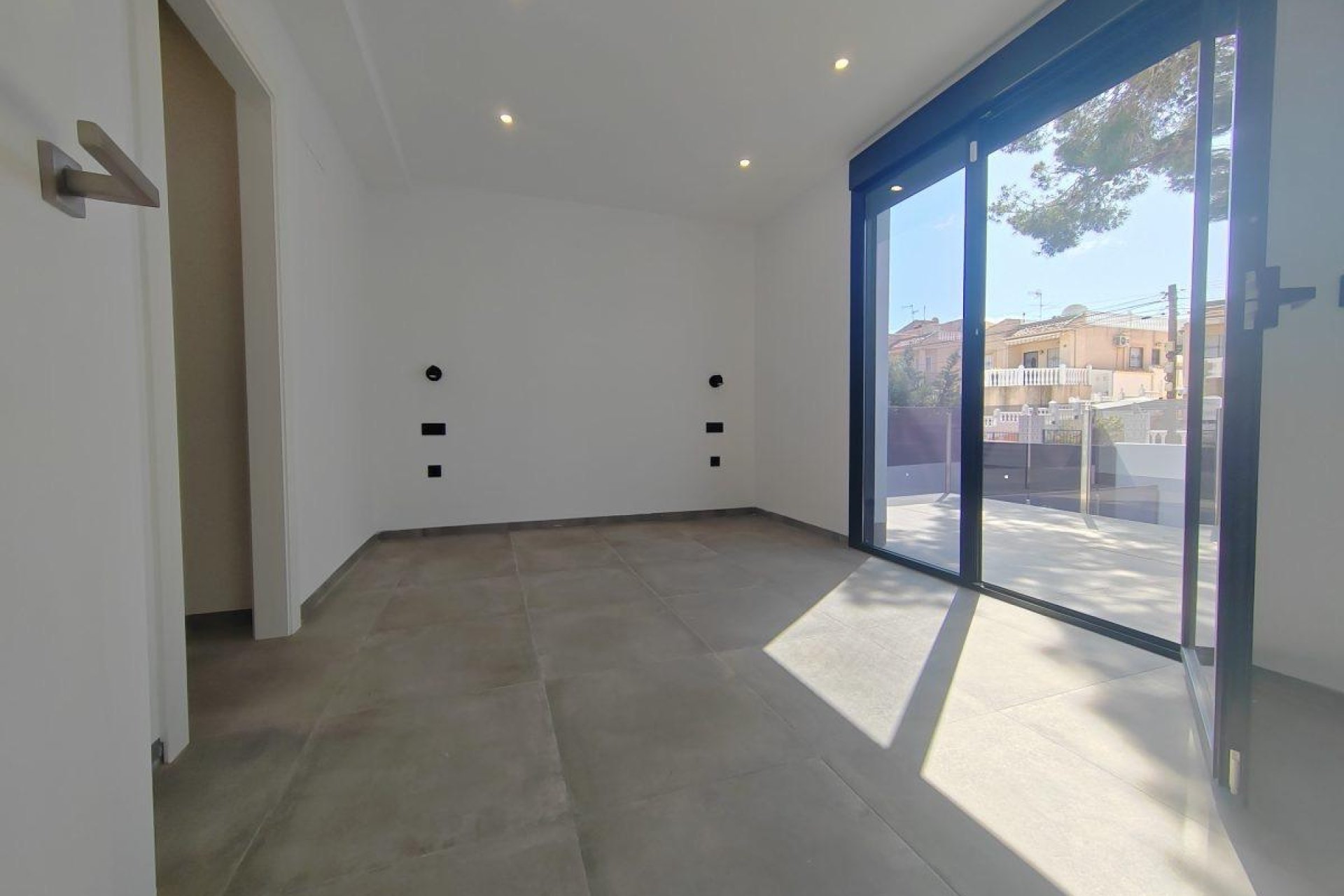 Segunda mano - Villa -
Torrevieja - Los balcones