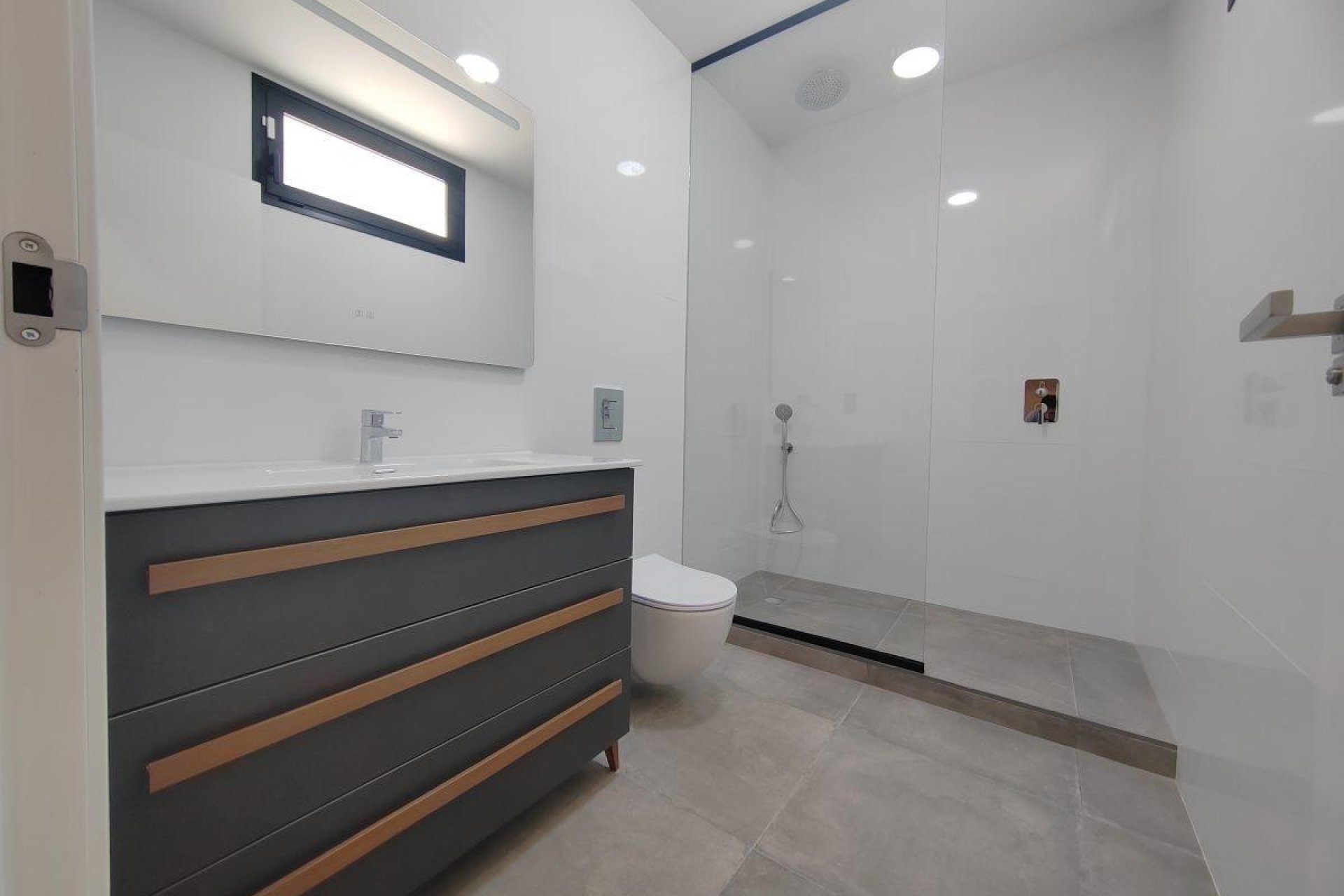 Segunda mano - Villa -
Torrevieja - Los balcones