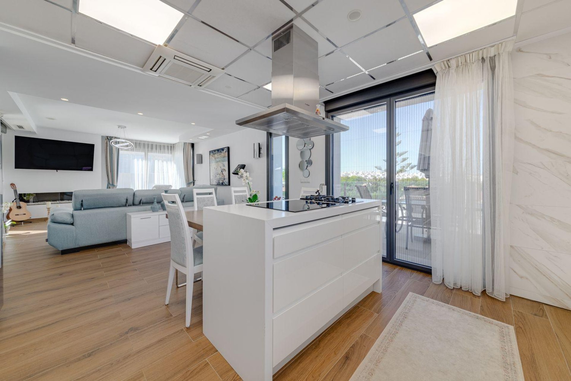 Segunda mano - Villa -
Torrevieja - Los balcones