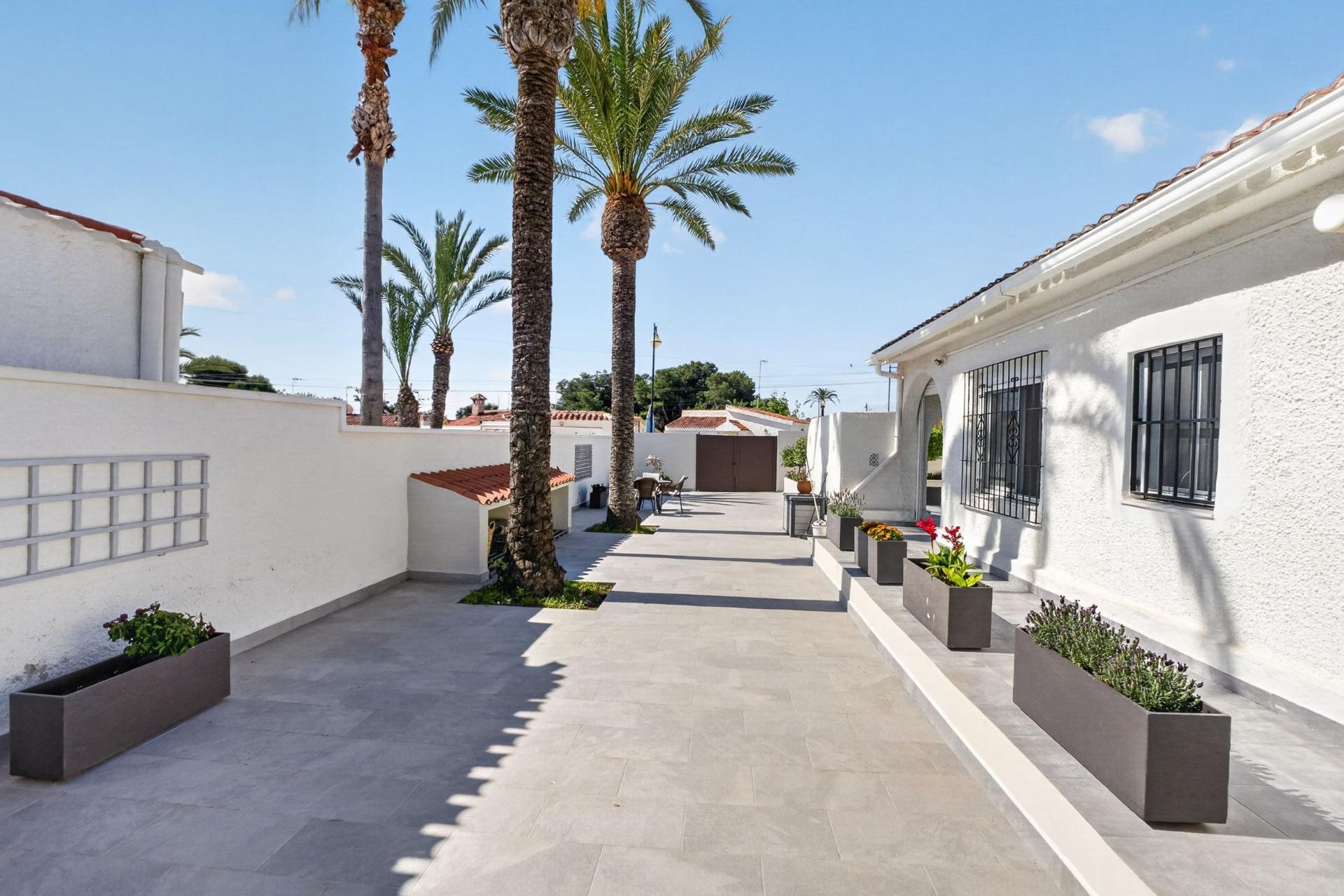 Segunda mano - Villa -
Torrevieja - Playa de los Locos