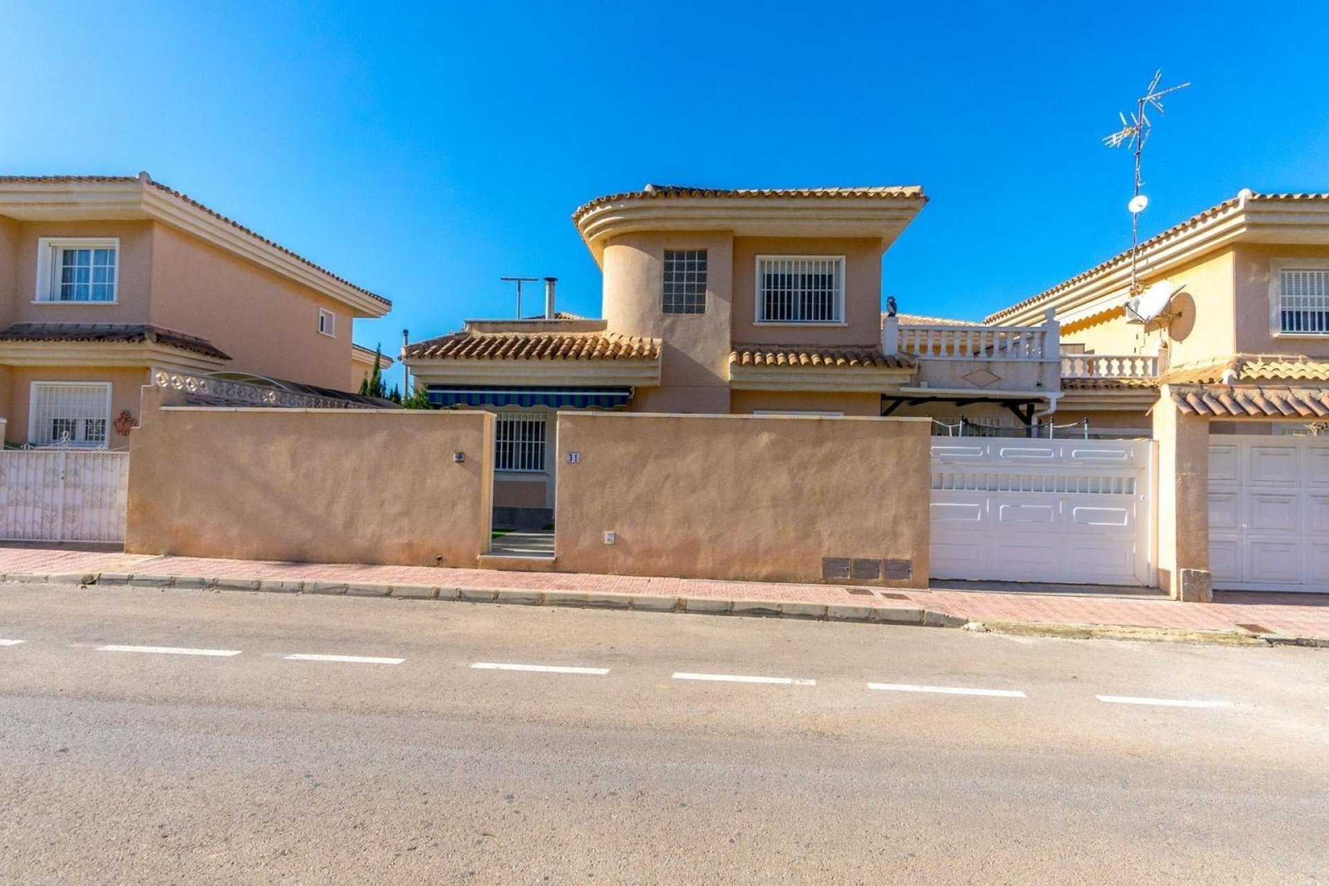Segunda mano - Villa -
Torrevieja - Punta prima