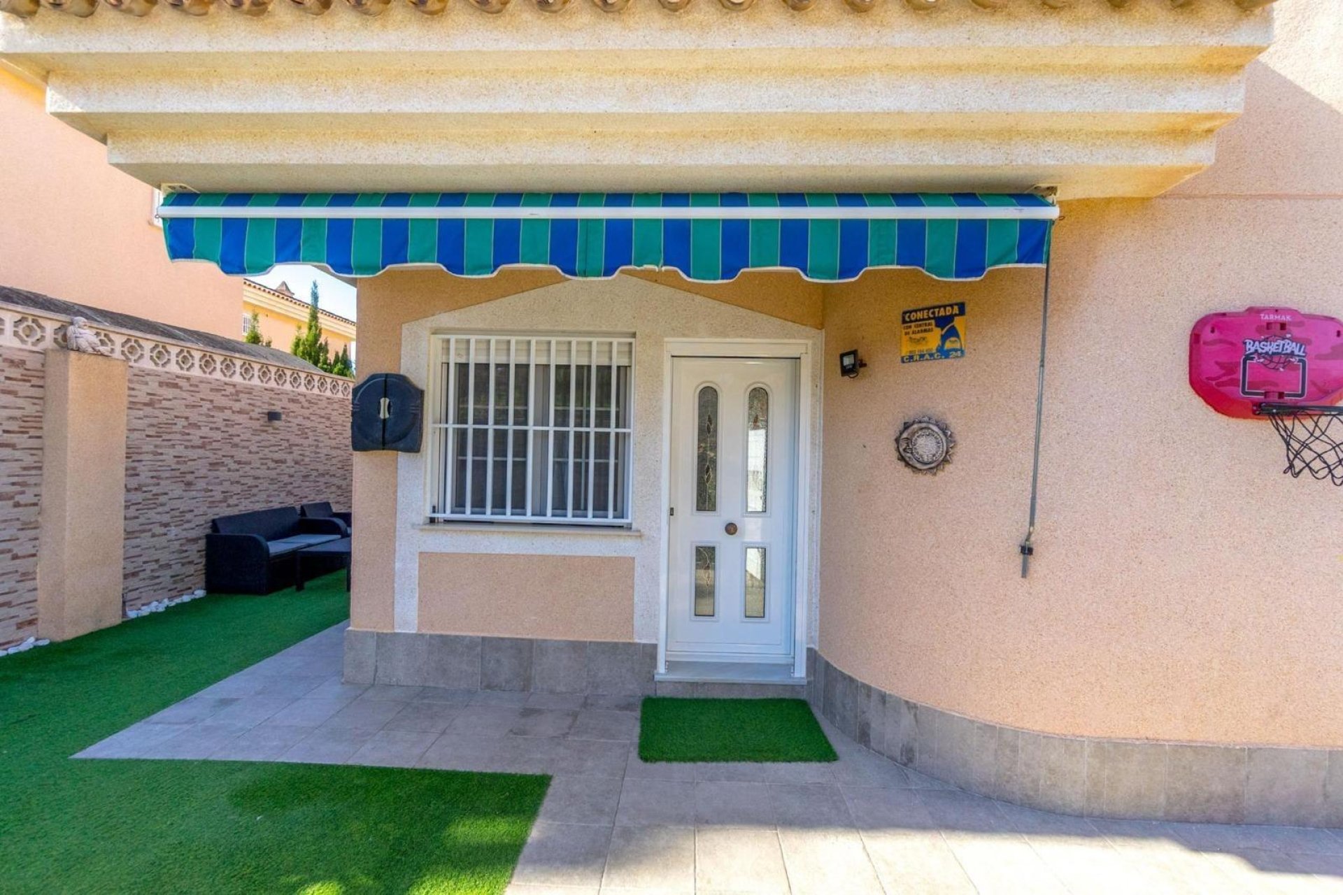 Segunda mano - Villa -
Torrevieja - Punta prima