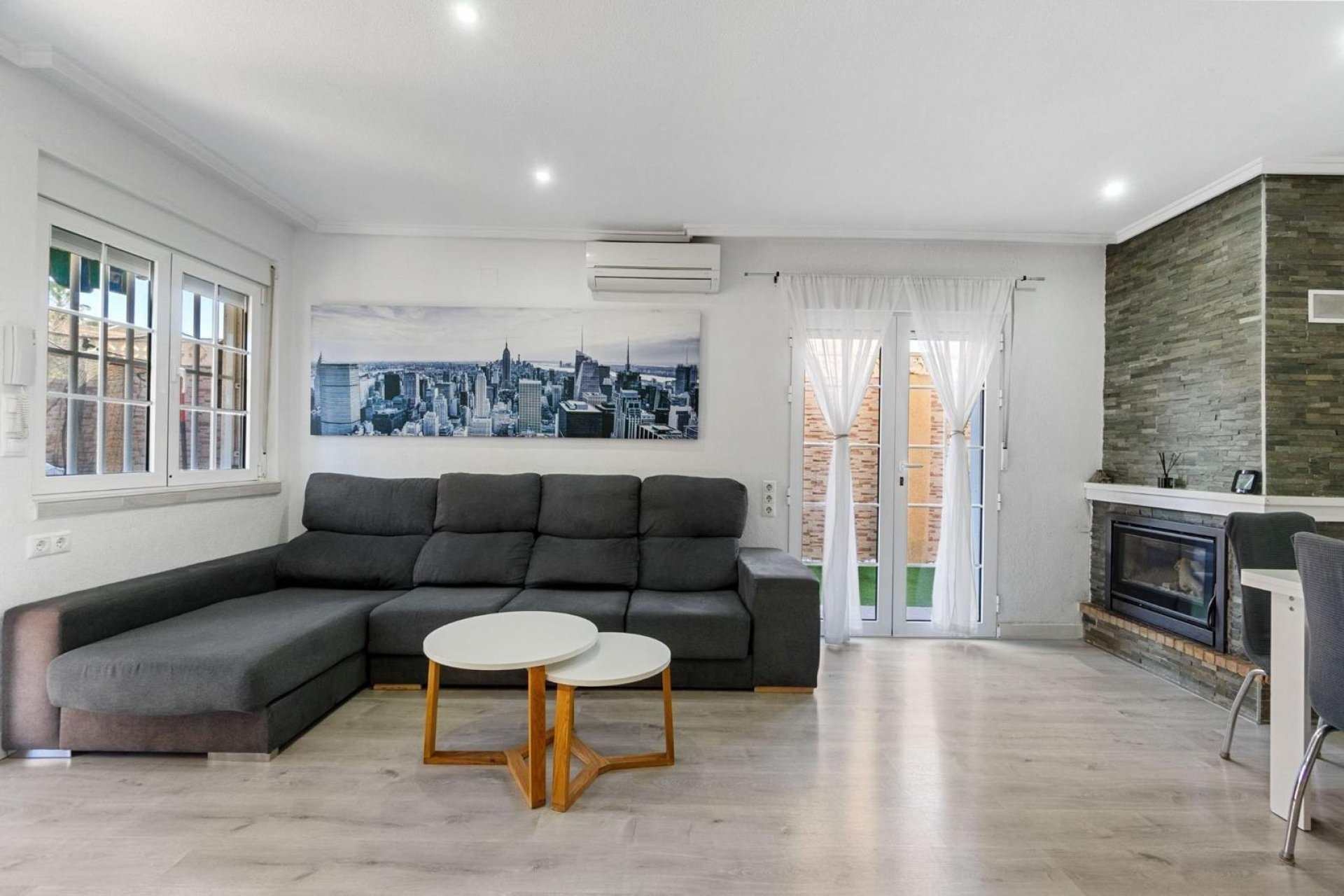 Segunda mano - Villa -
Torrevieja - Punta prima