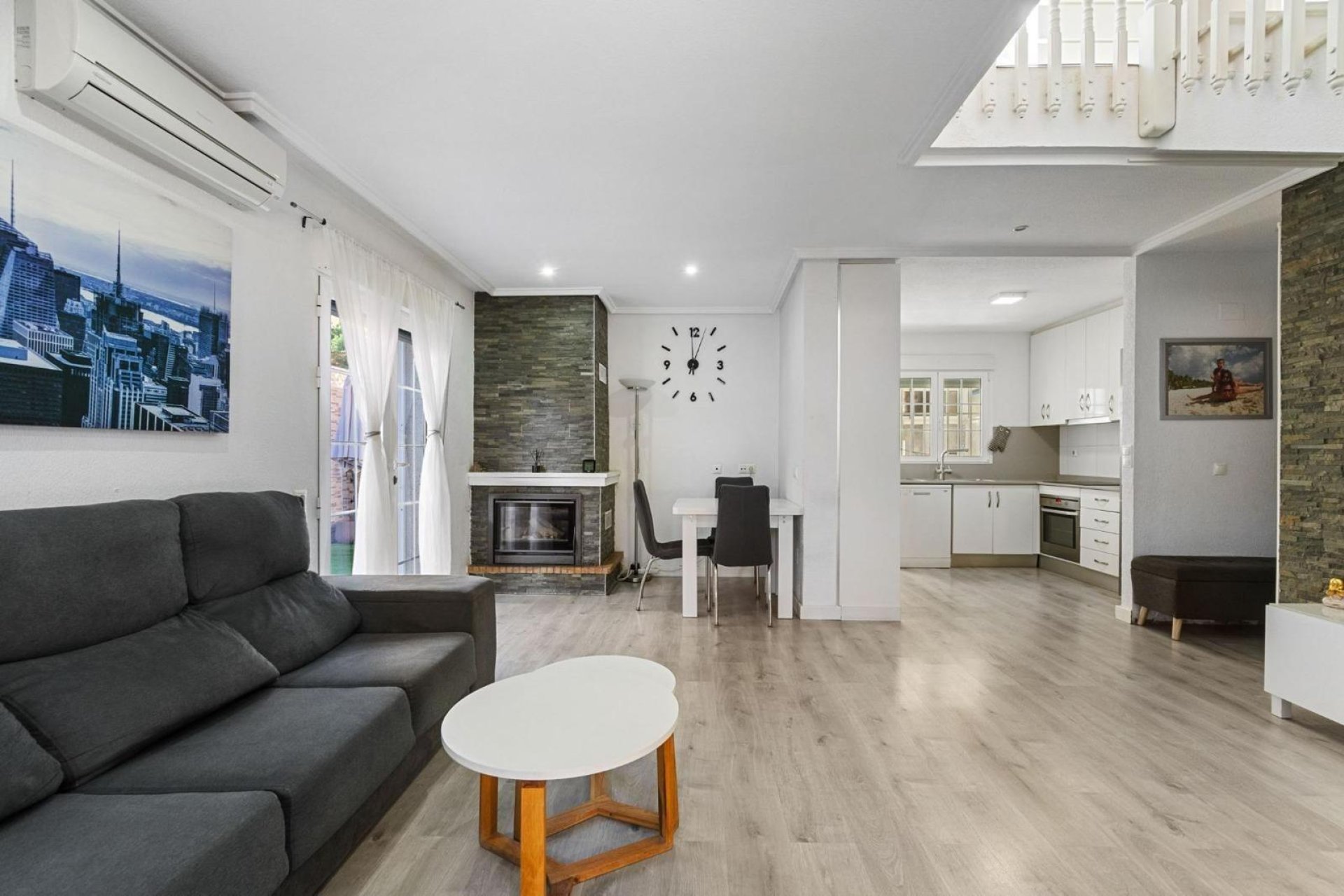 Segunda mano - Villa -
Torrevieja - Punta prima