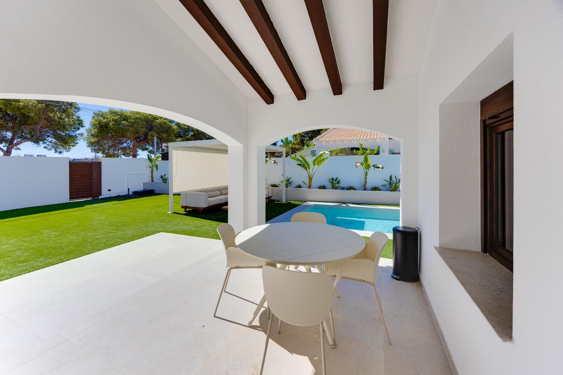 Short Term Rental - Villa -
Orihuela Costa - Punta Prima