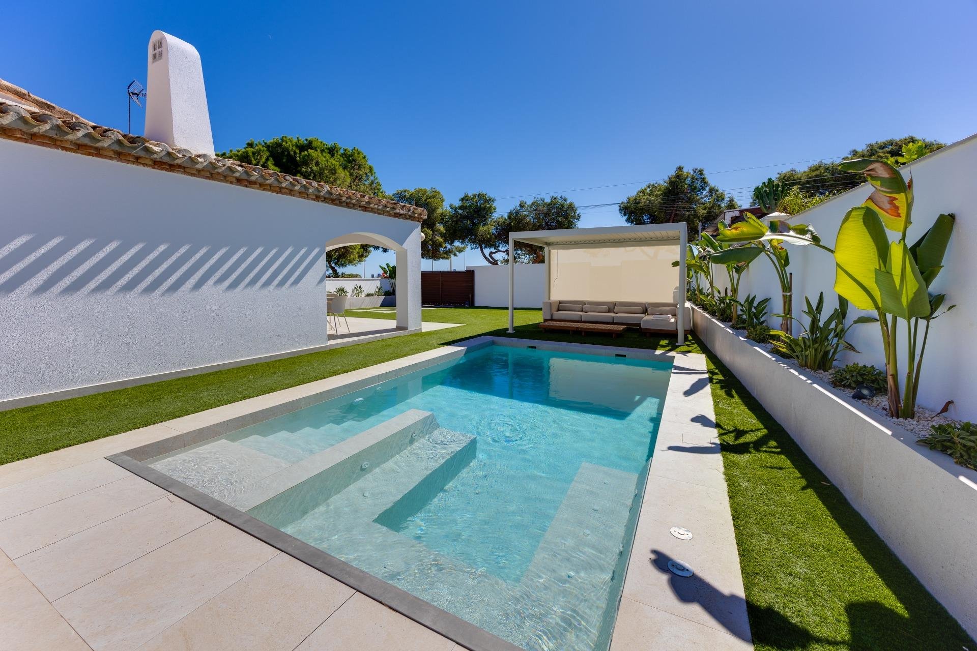 Short Term Rental - Villa -
Orihuela Costa - Punta Prima